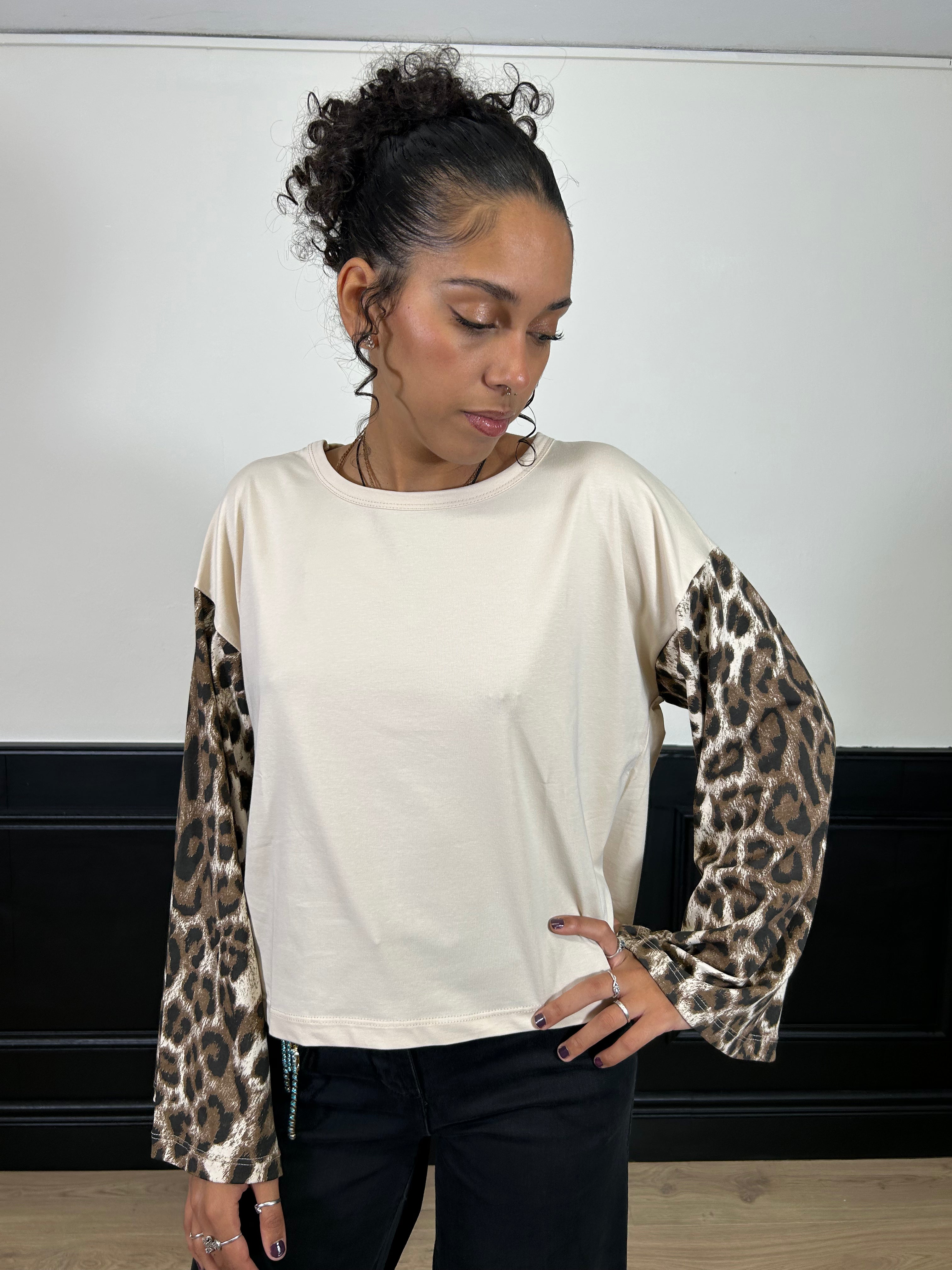 T-shirt panna manica ampia animalier