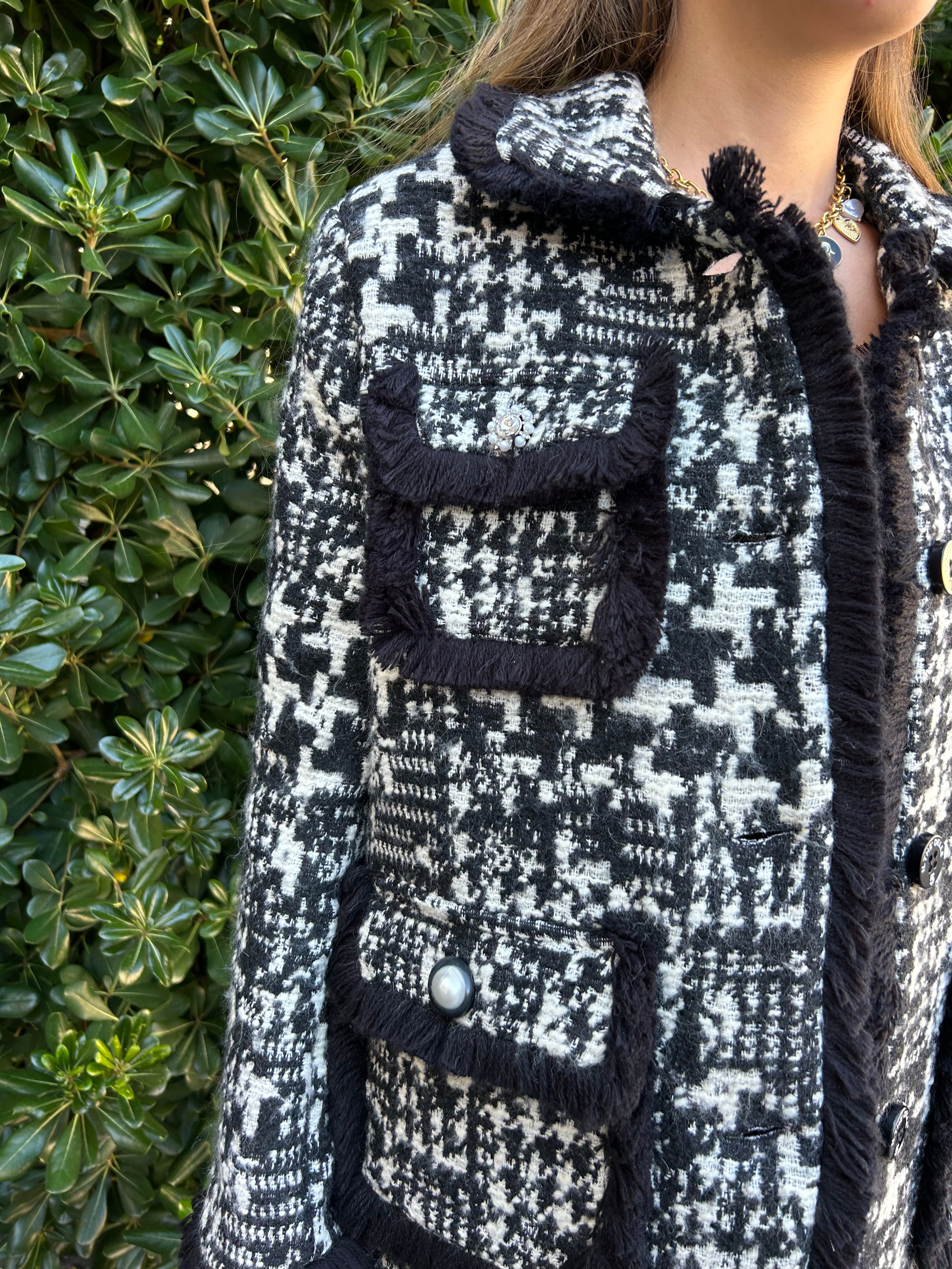 Giacca Chanel con tasche