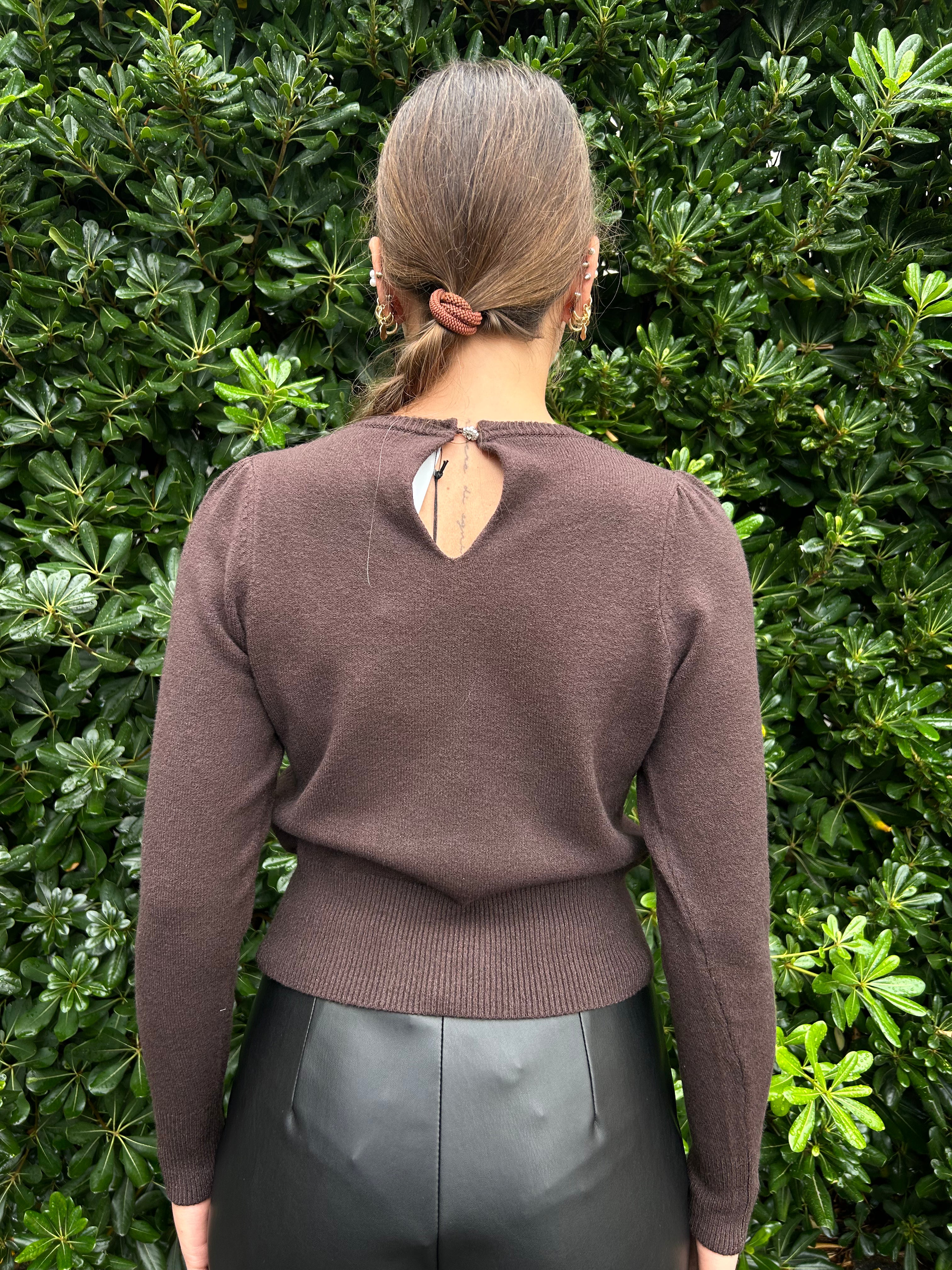 Maglia basica con sbuffo