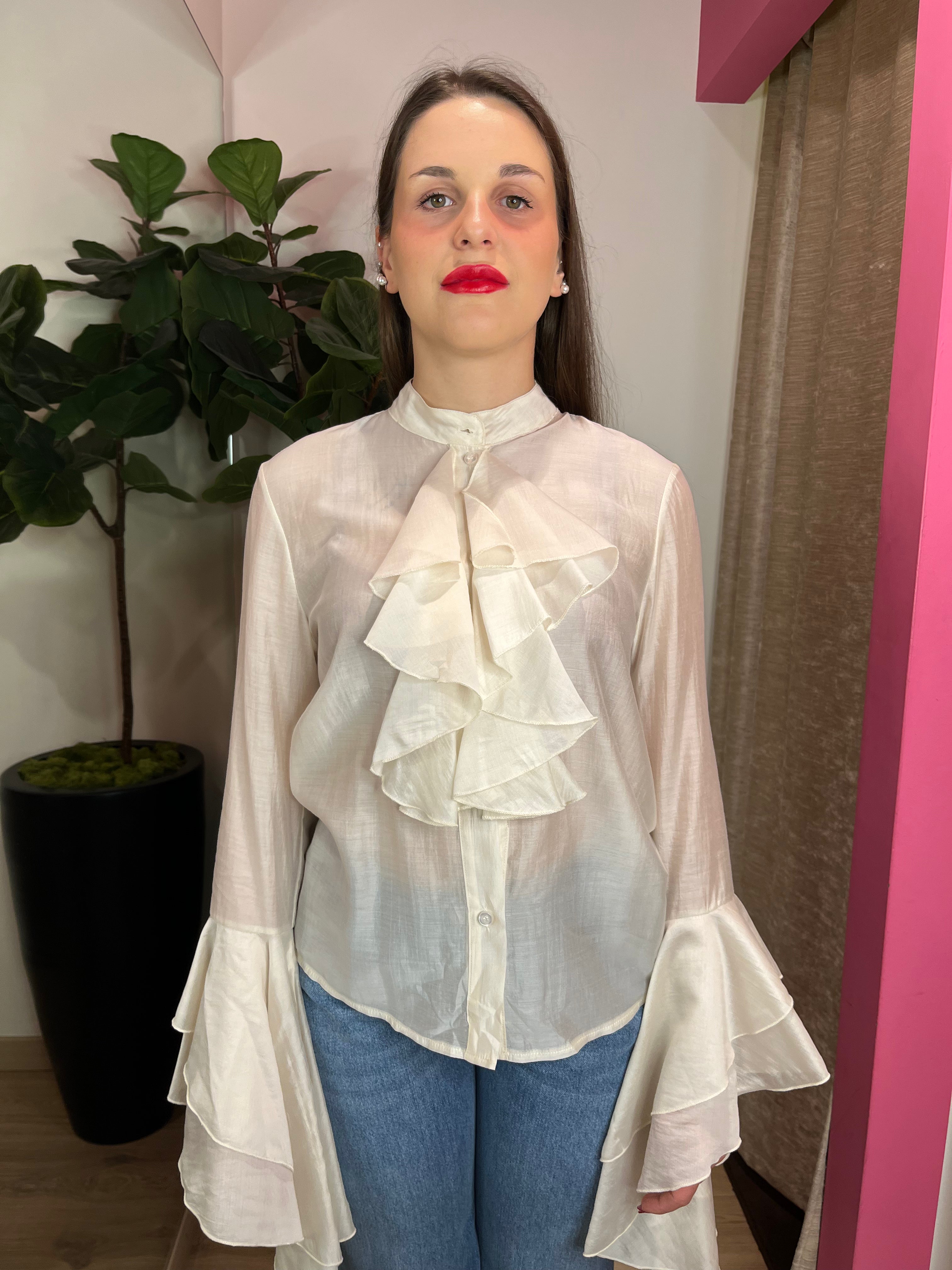 Camicia con volant in organza