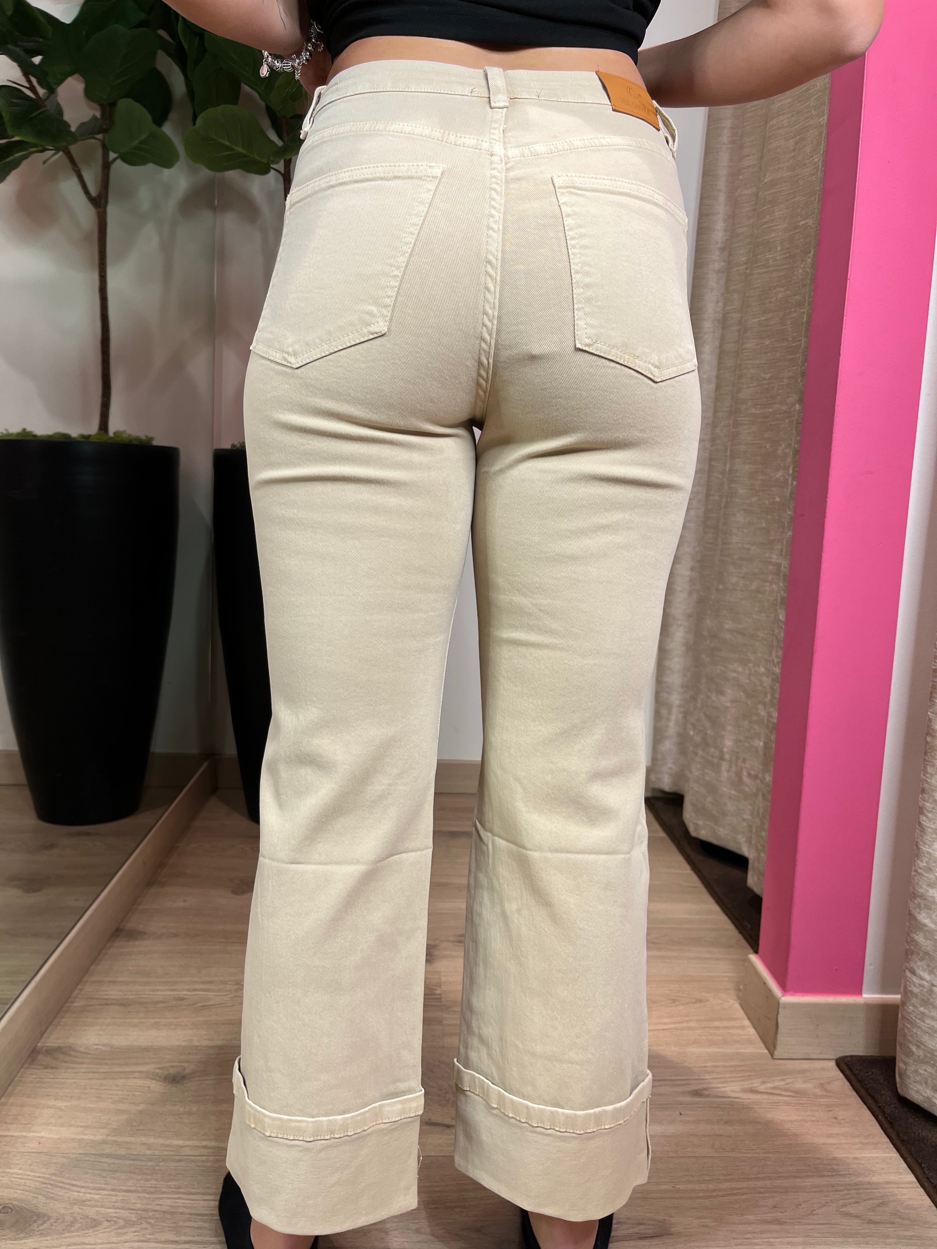 Pantalone con rovescia crop