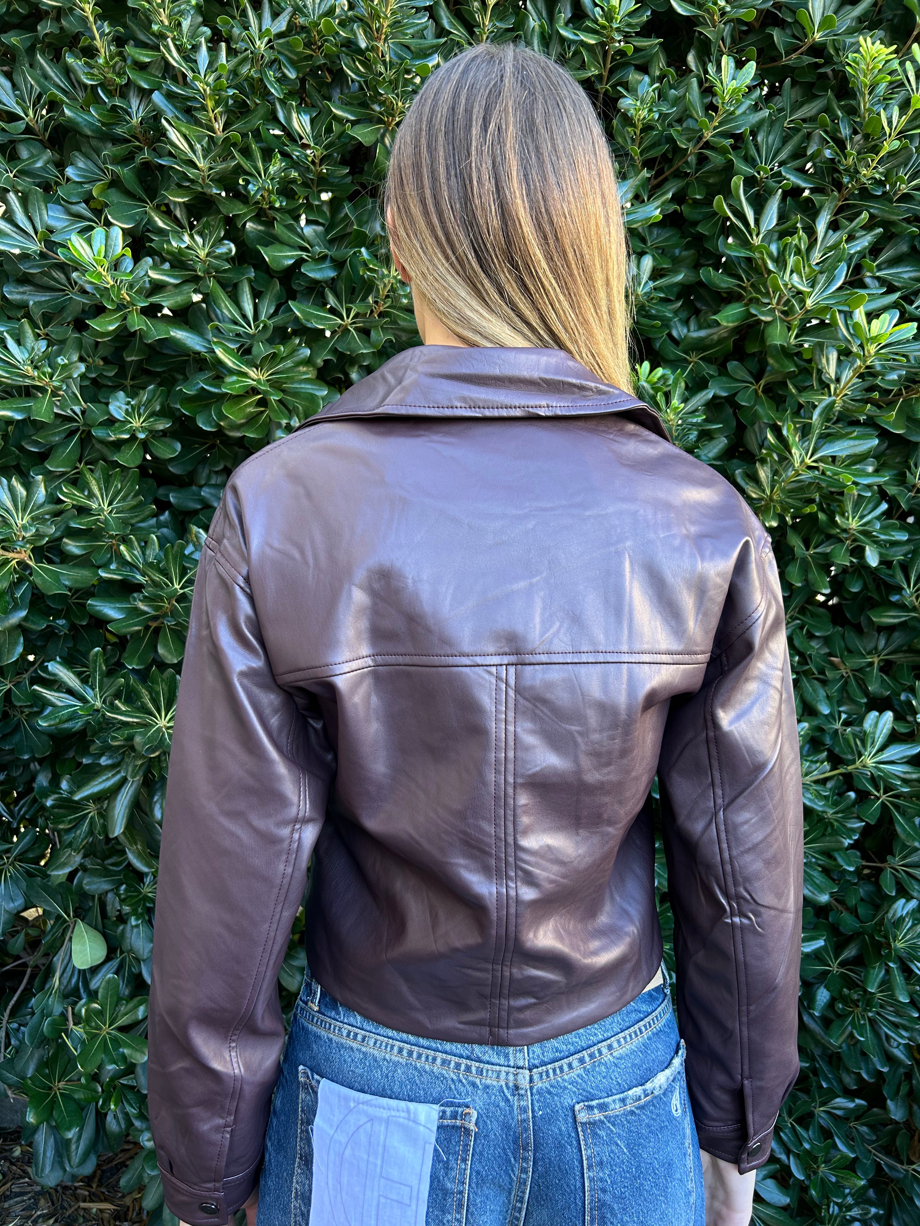 Chiodo corto in ecopelle burgundy