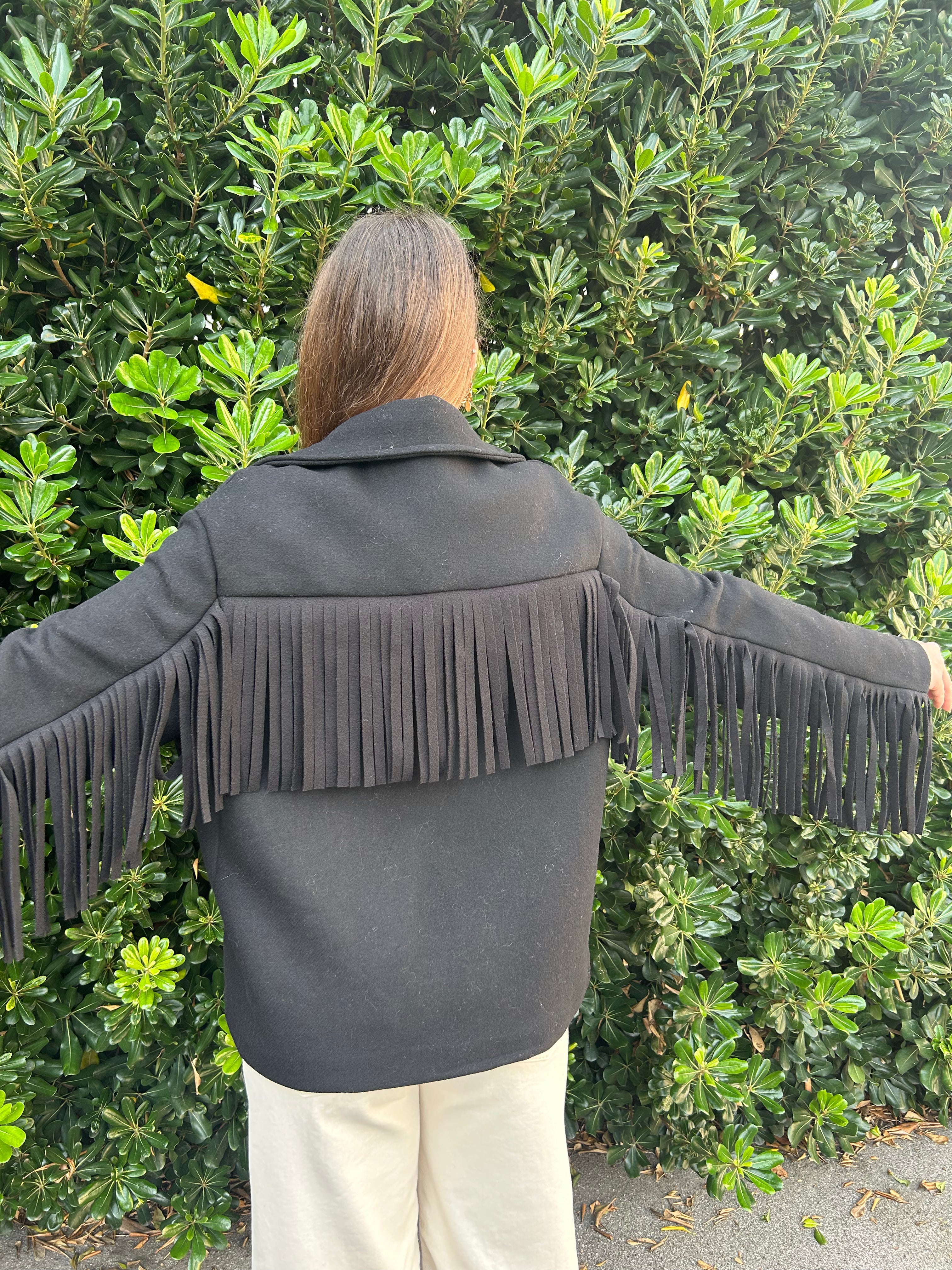 Cappotto corto con frange misto lana