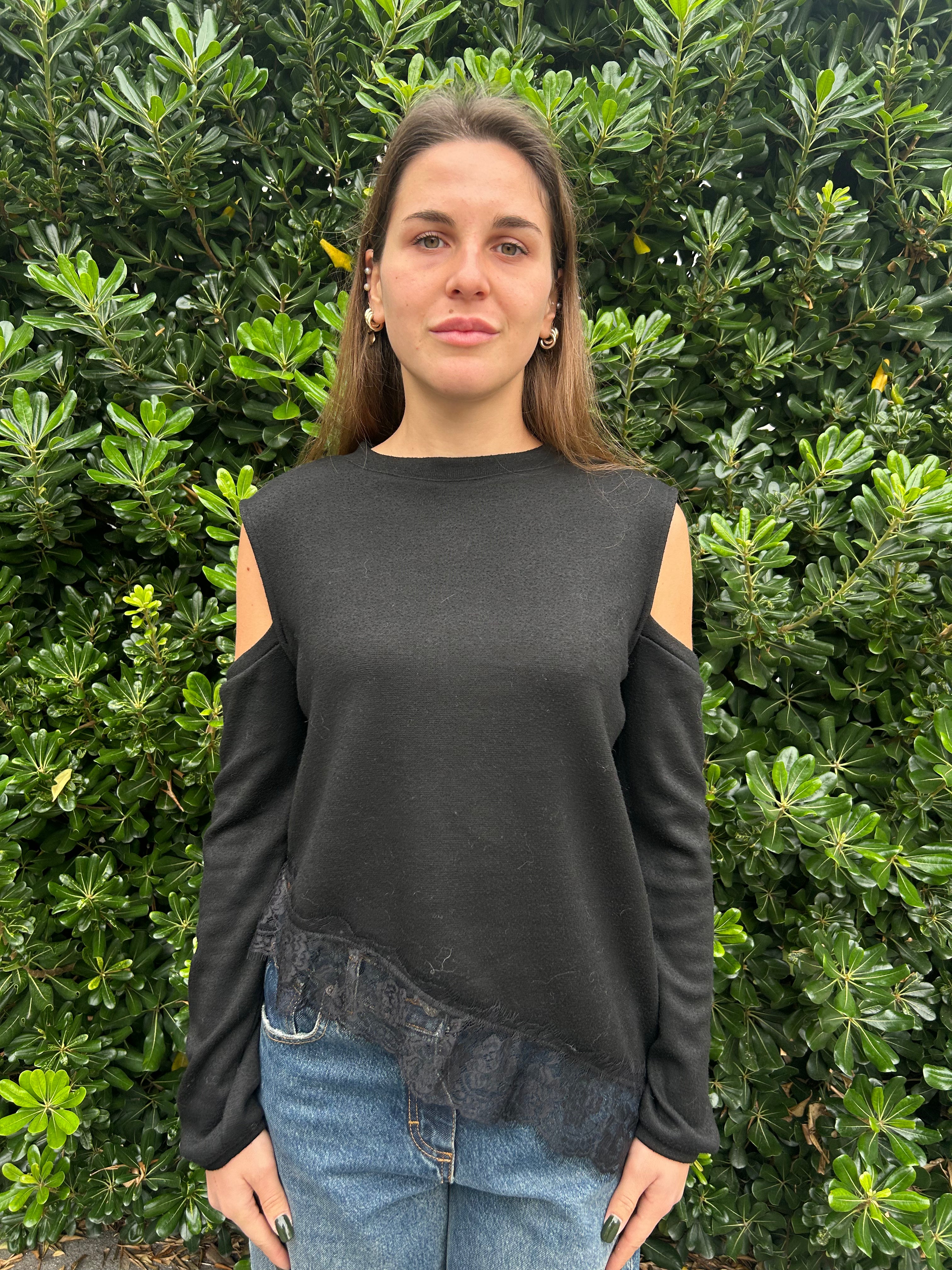 Felpa con spalle scoperte