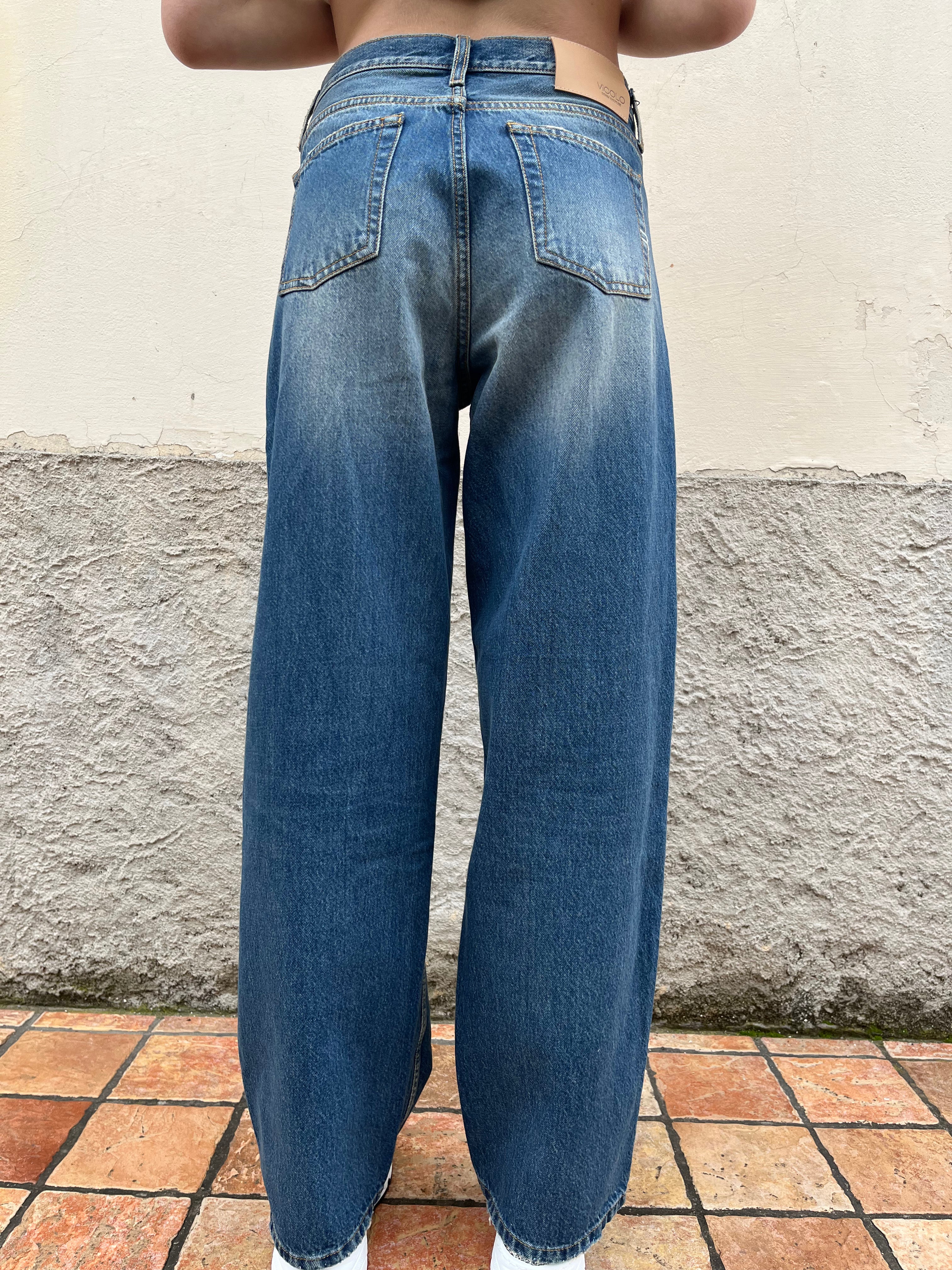 Jeans Xenobia con taglio