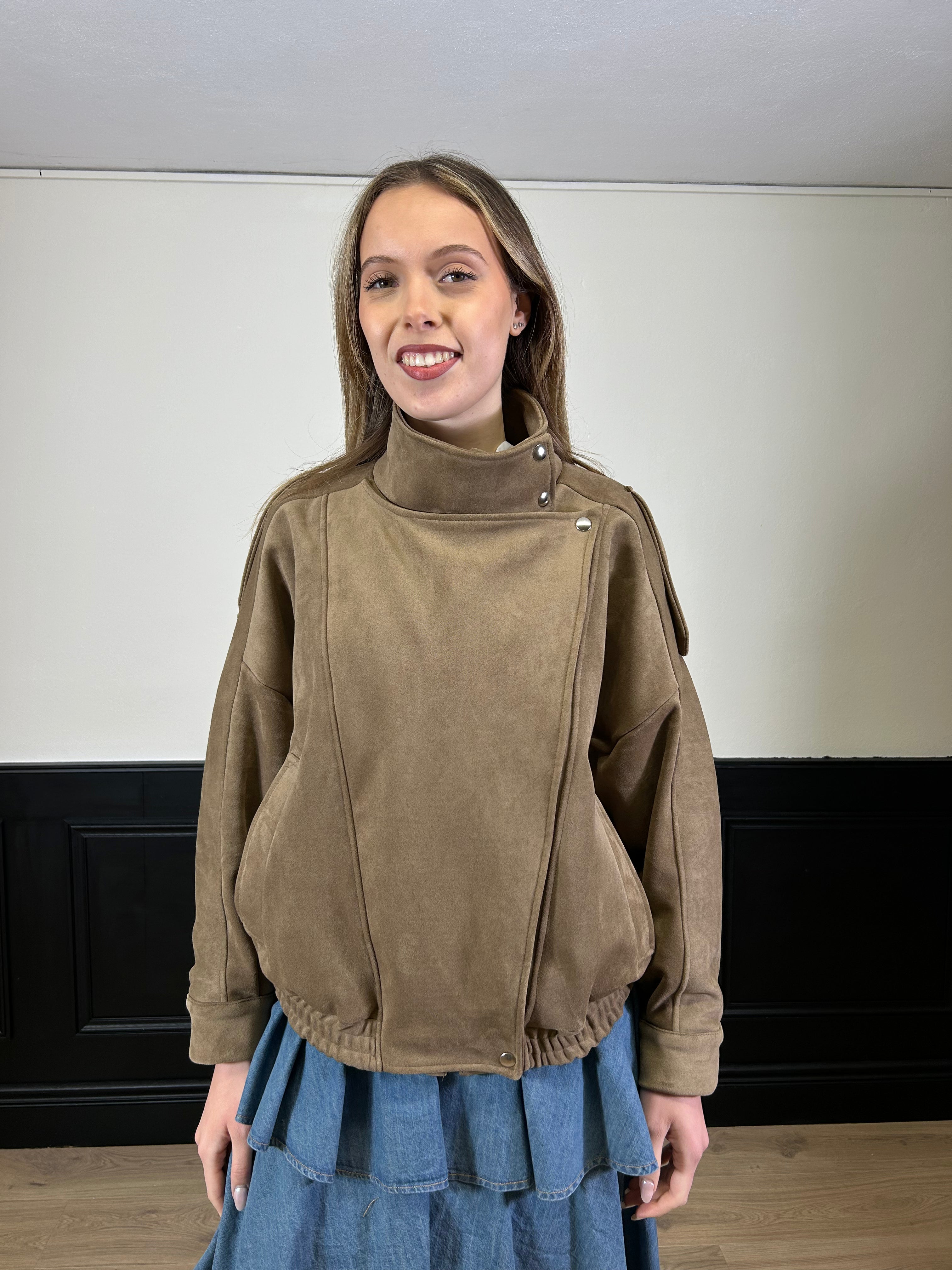 Bomber in eco camoscio