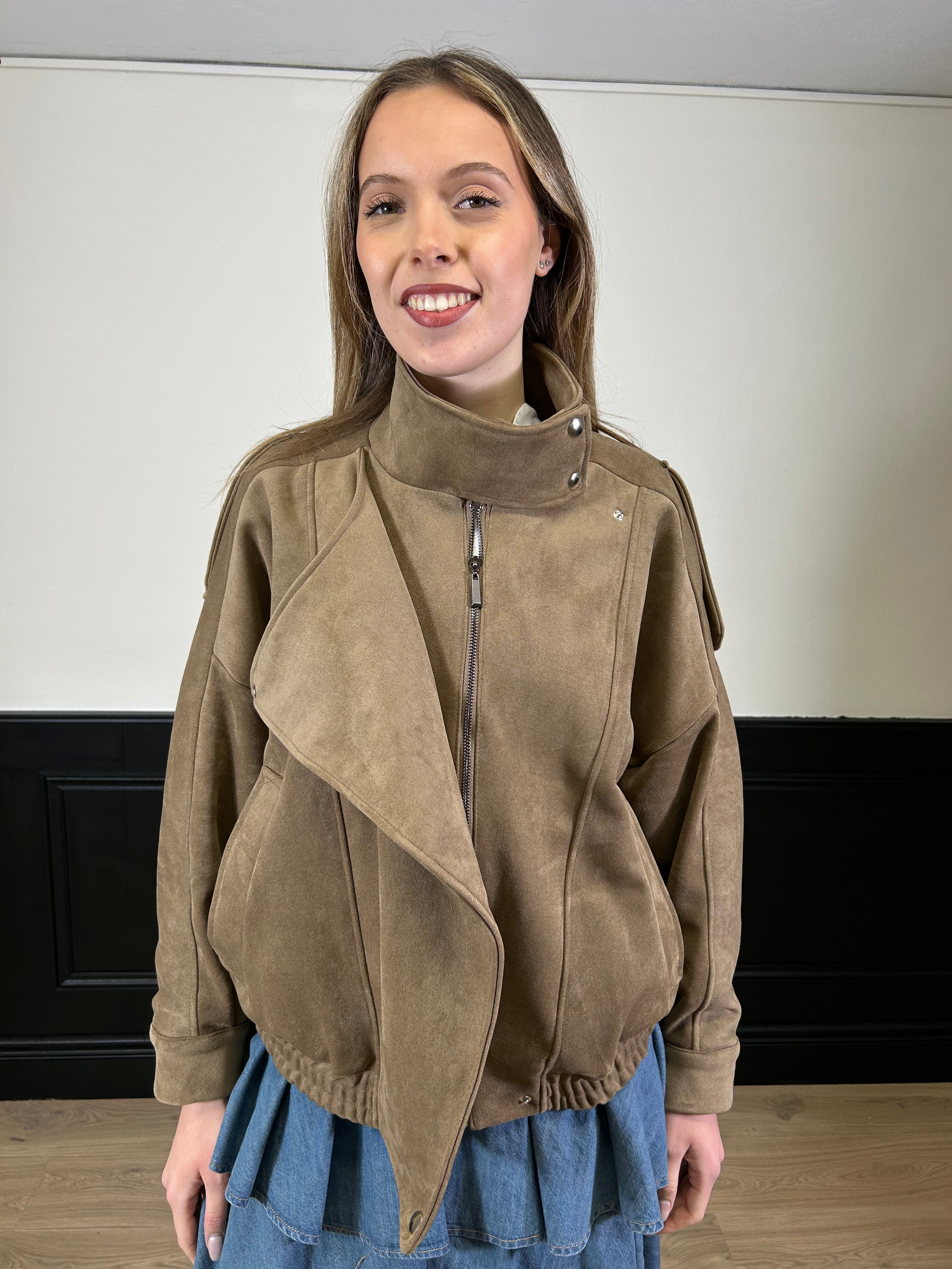 Bomber in eco camoscio