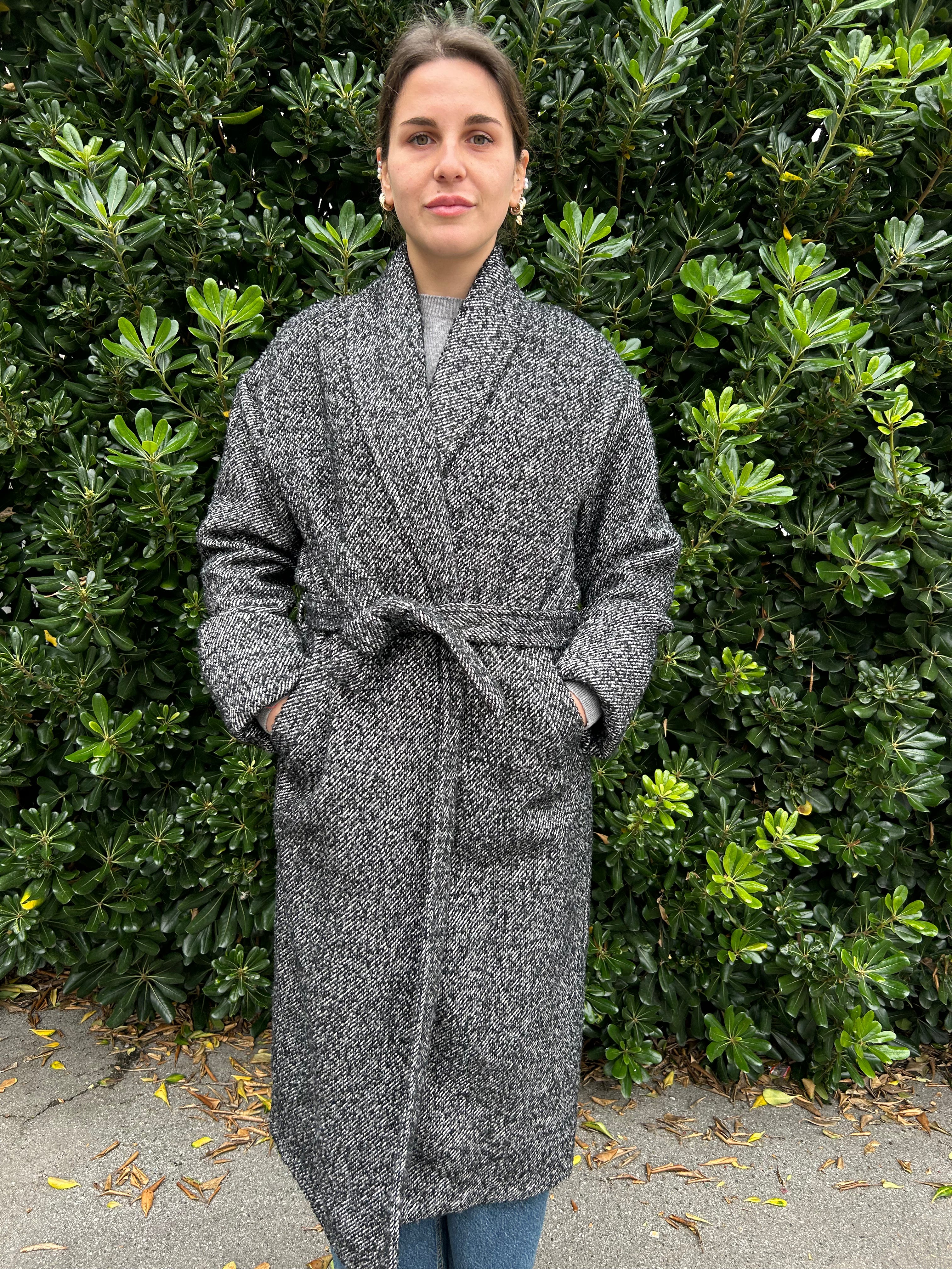 Cappotto spigato con cintura