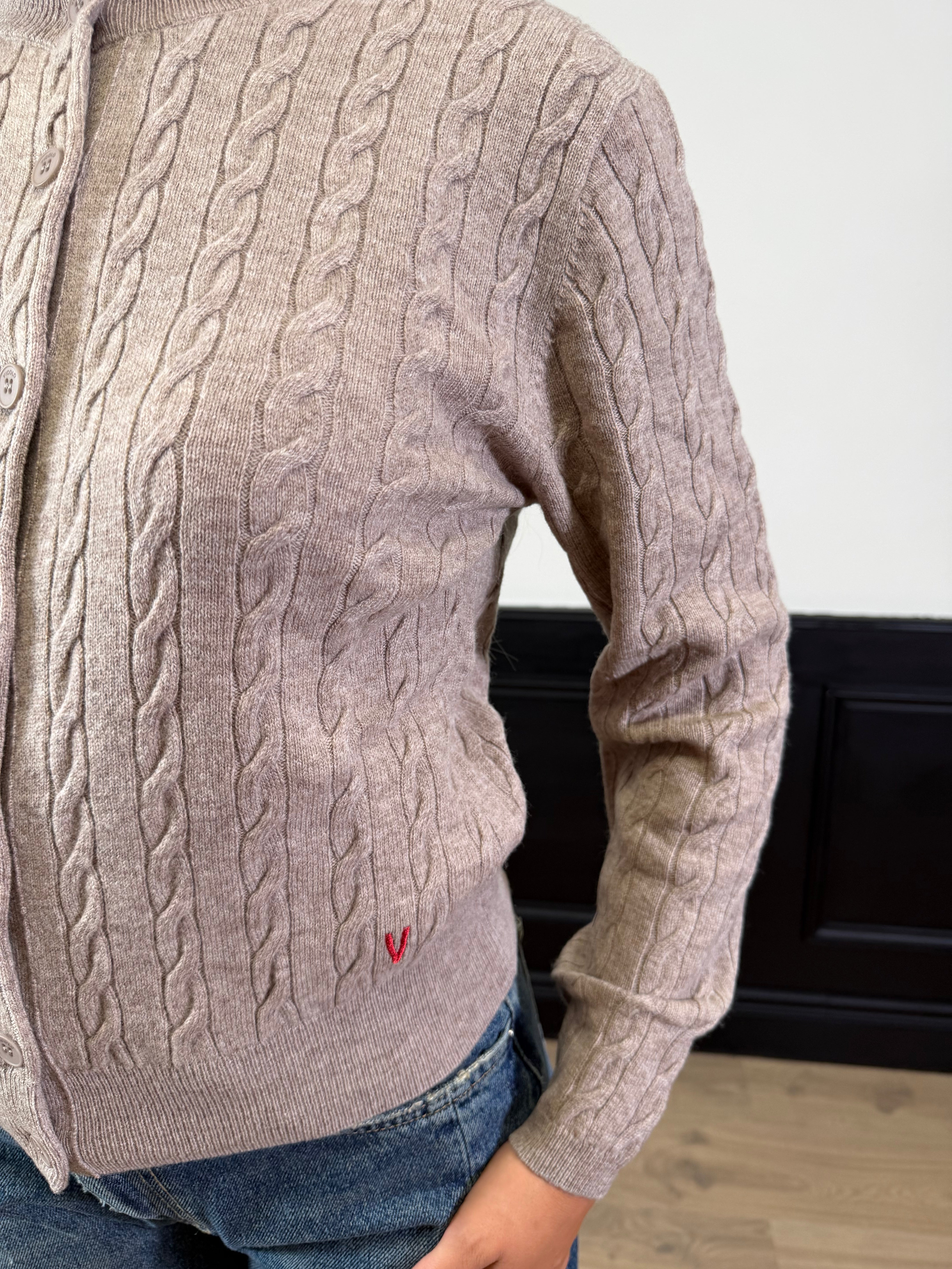 Cardigan con trecce pura lana