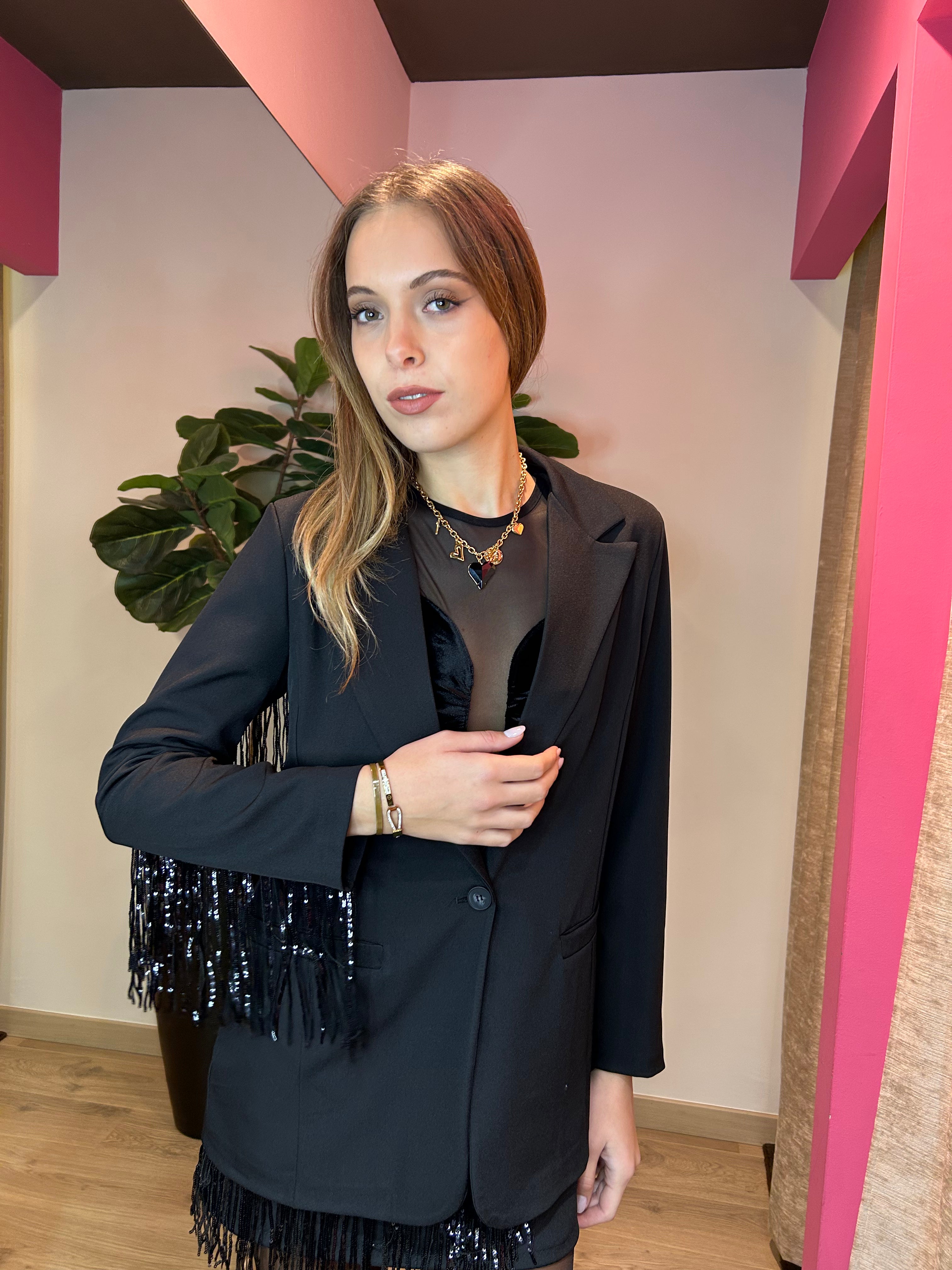 Giacca dritta con dettaglio frange strass