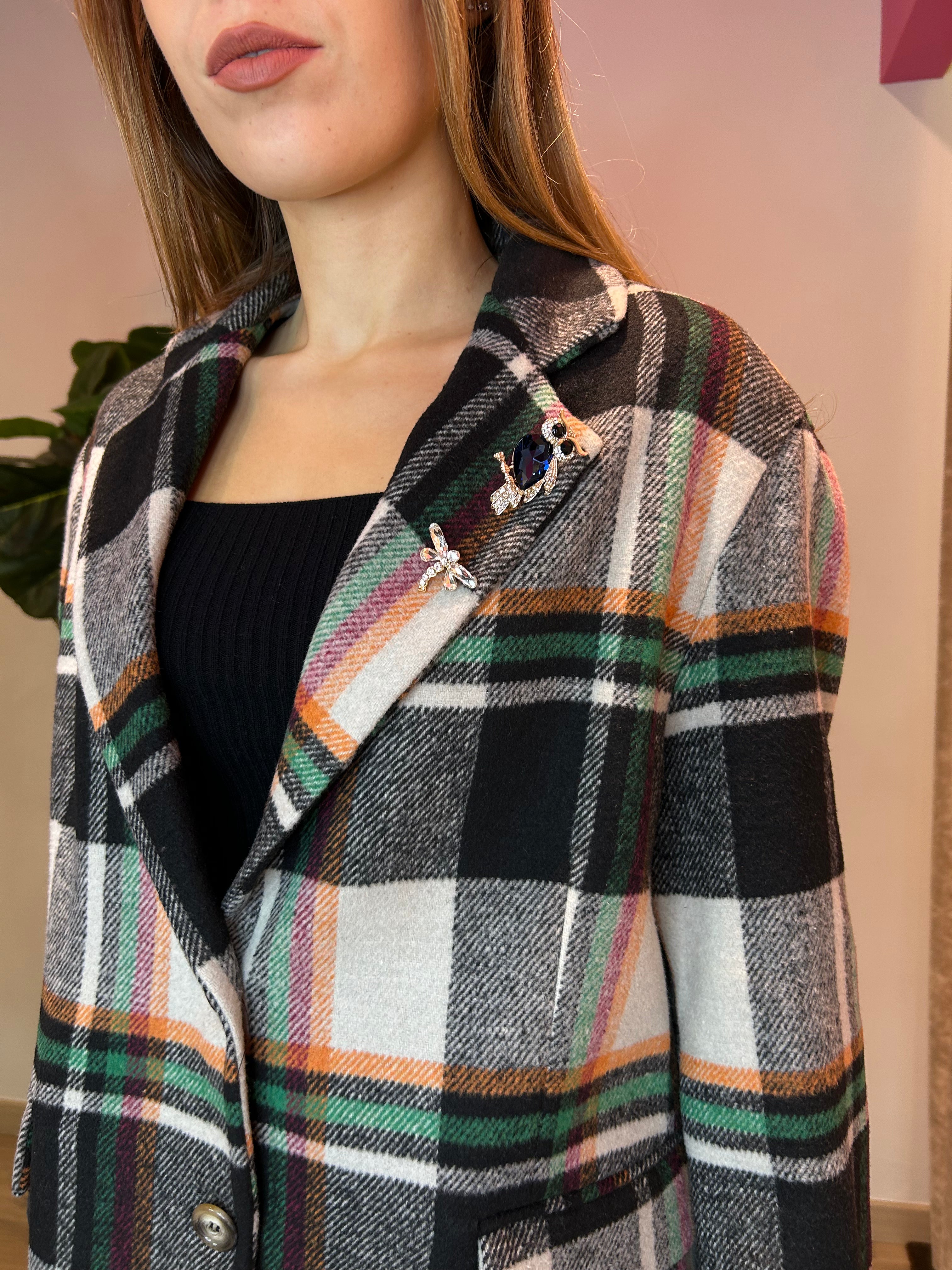 Blazer a quadri con tasche e chiusura a bottoni