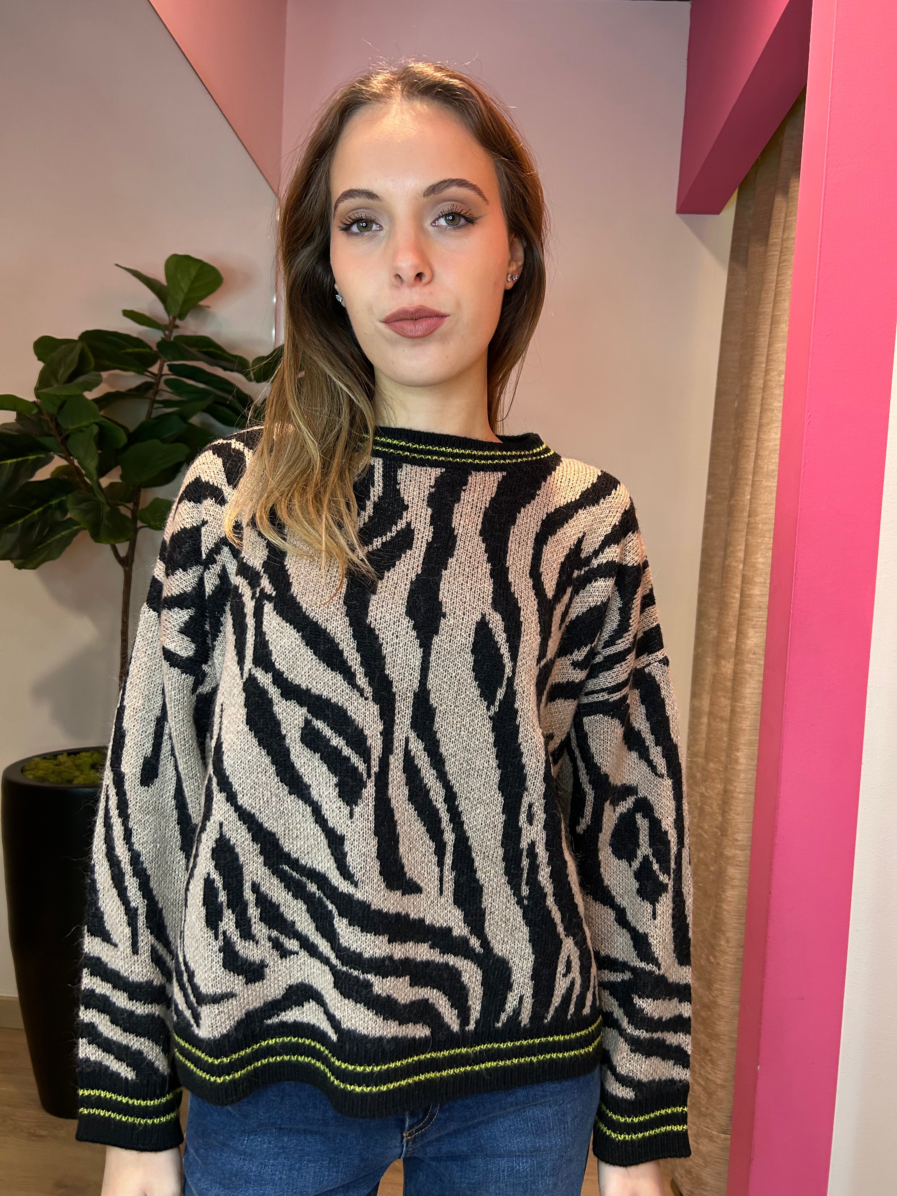 Pullover fantasia zebrata