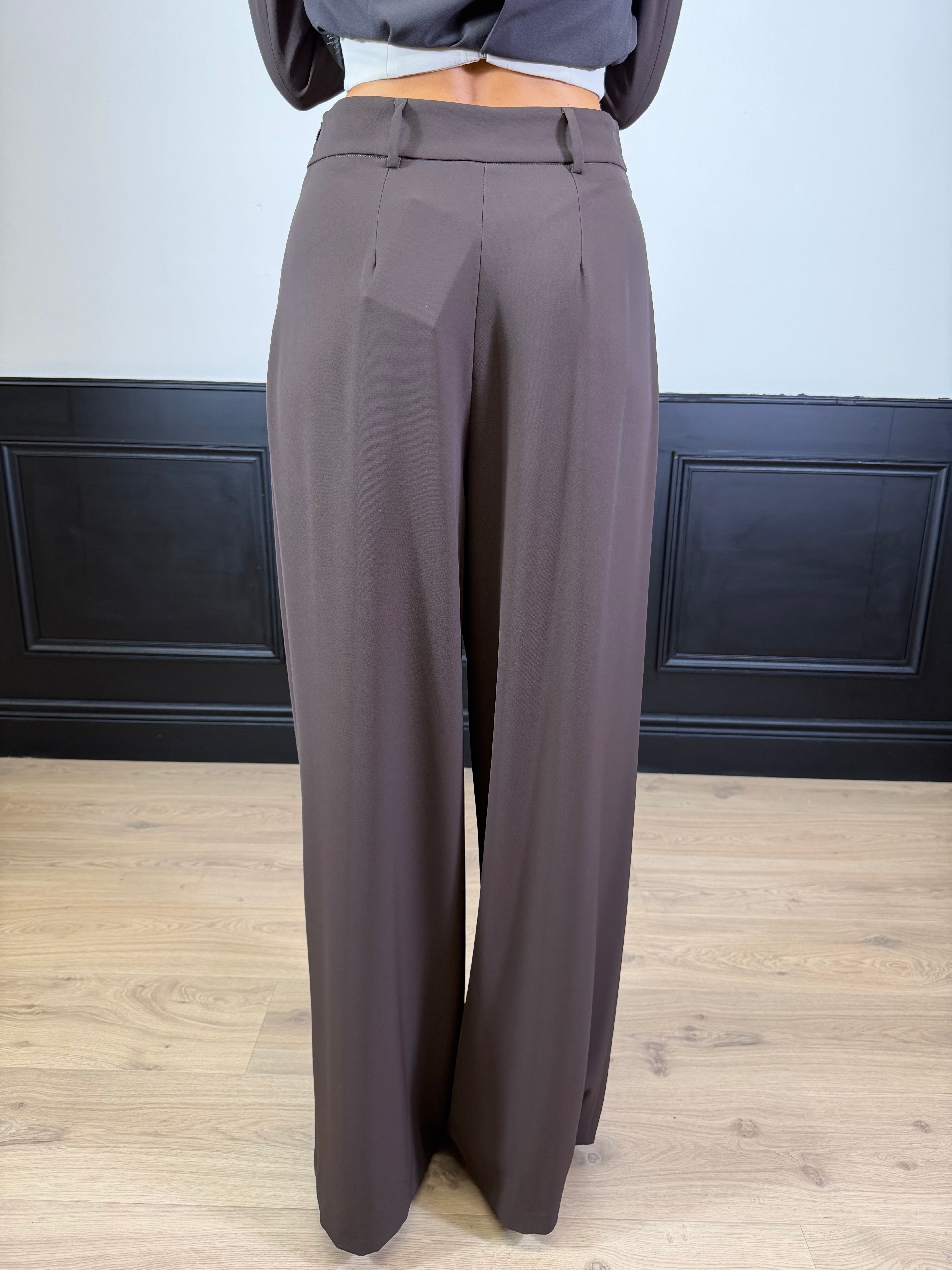 Pantalone Rojem