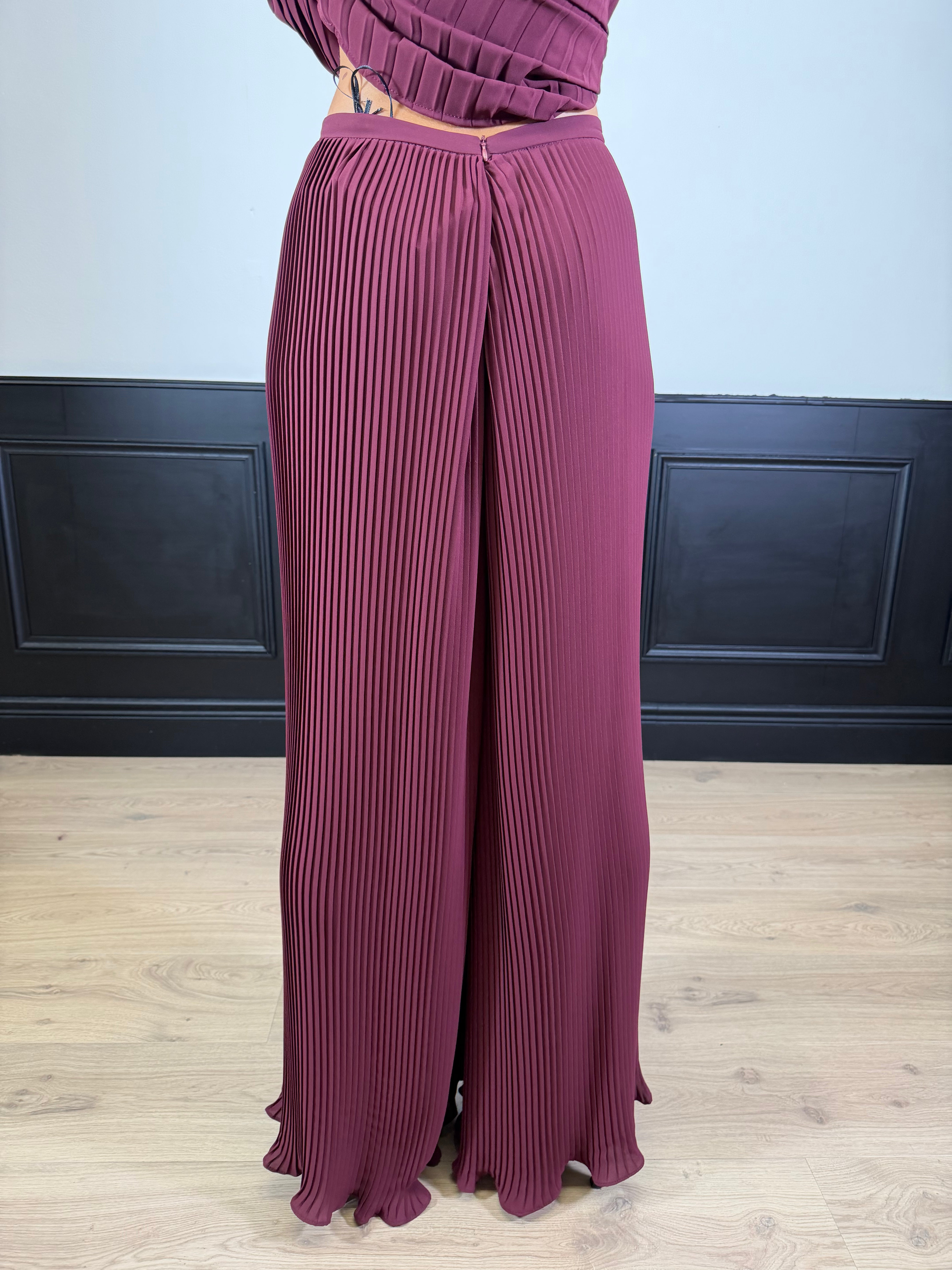 Completo Pleated plissé