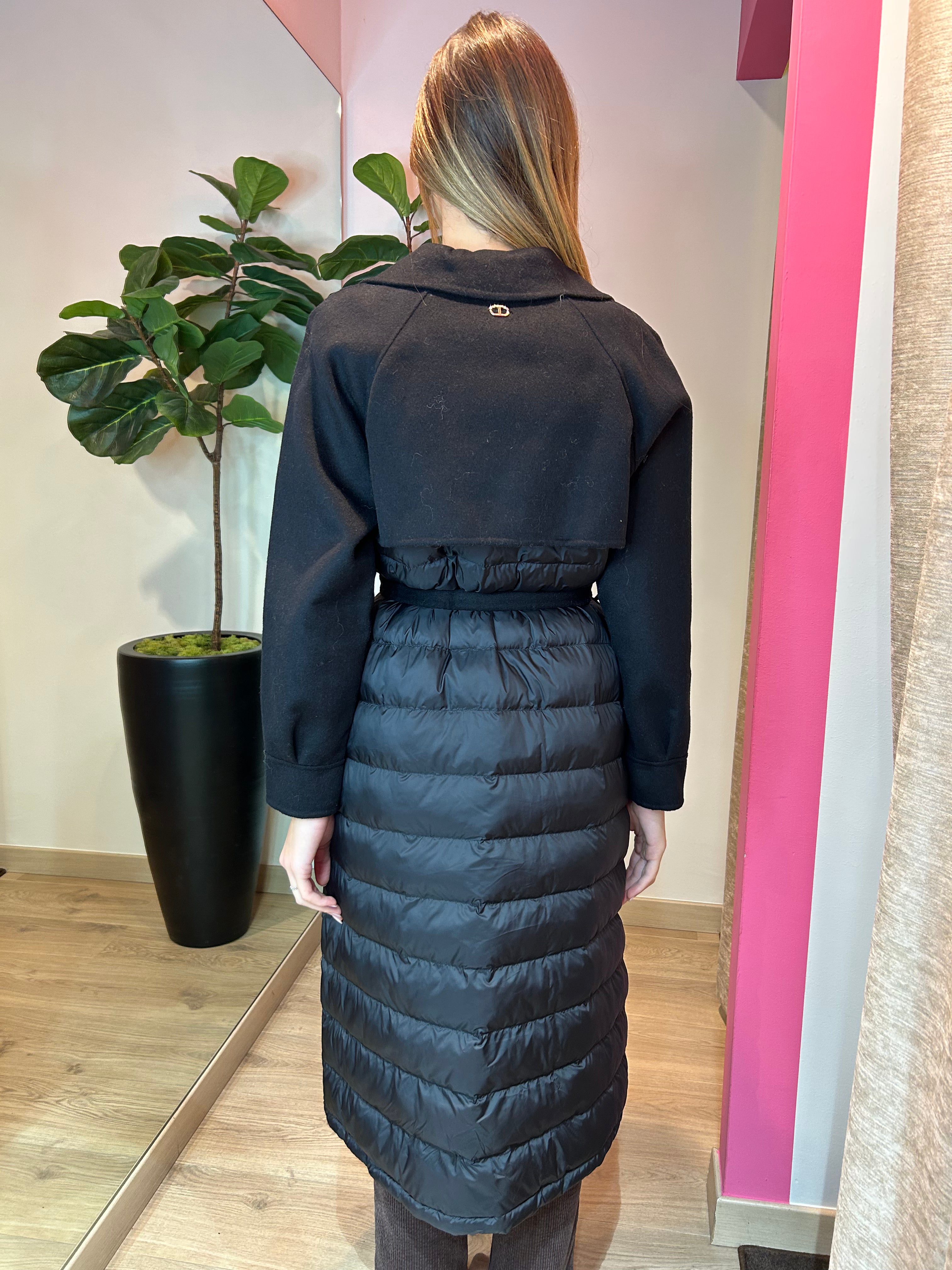 Cappotto lungo con inserti in piumino