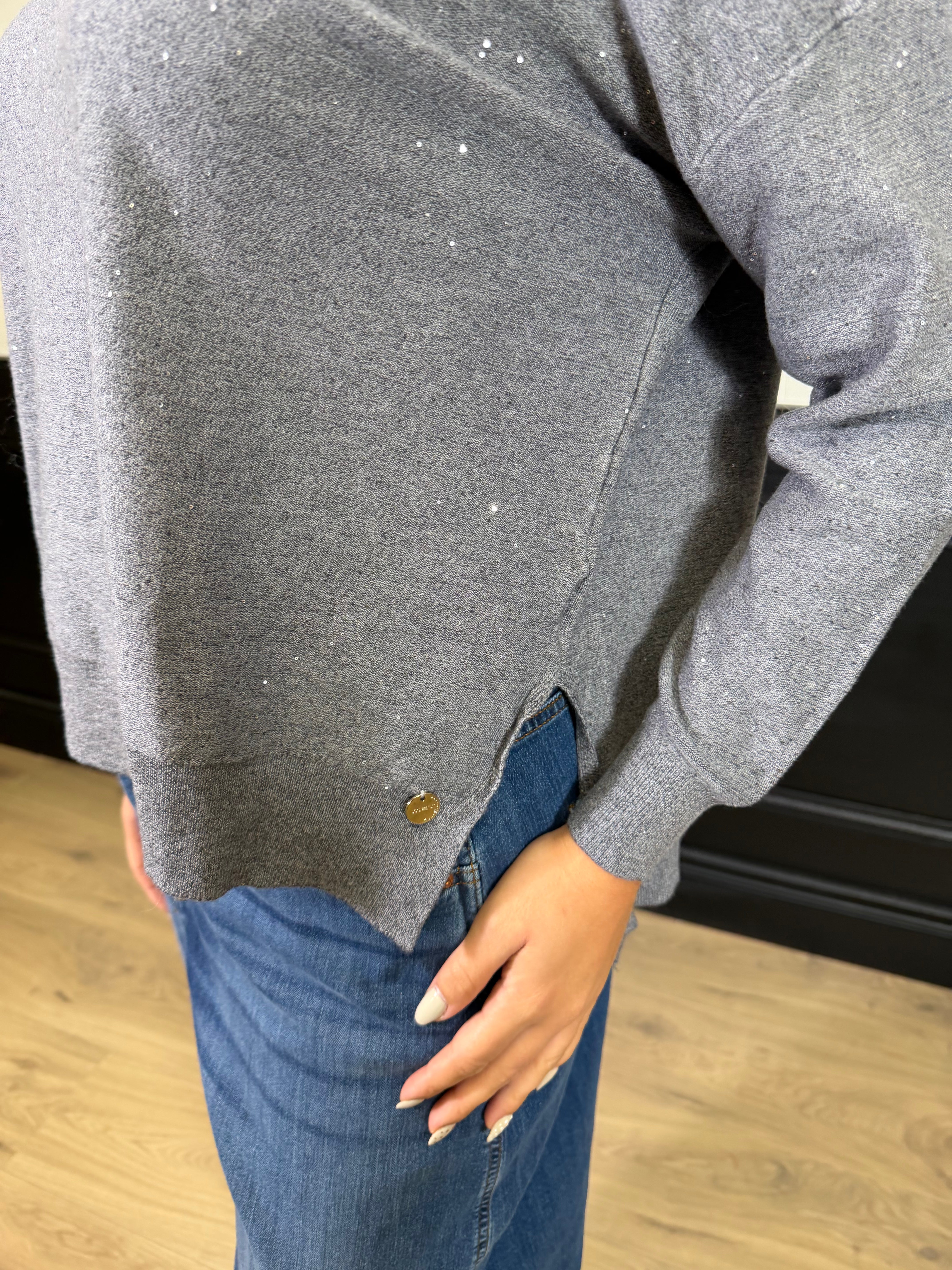 Maglia a scatola con mini paillettes
