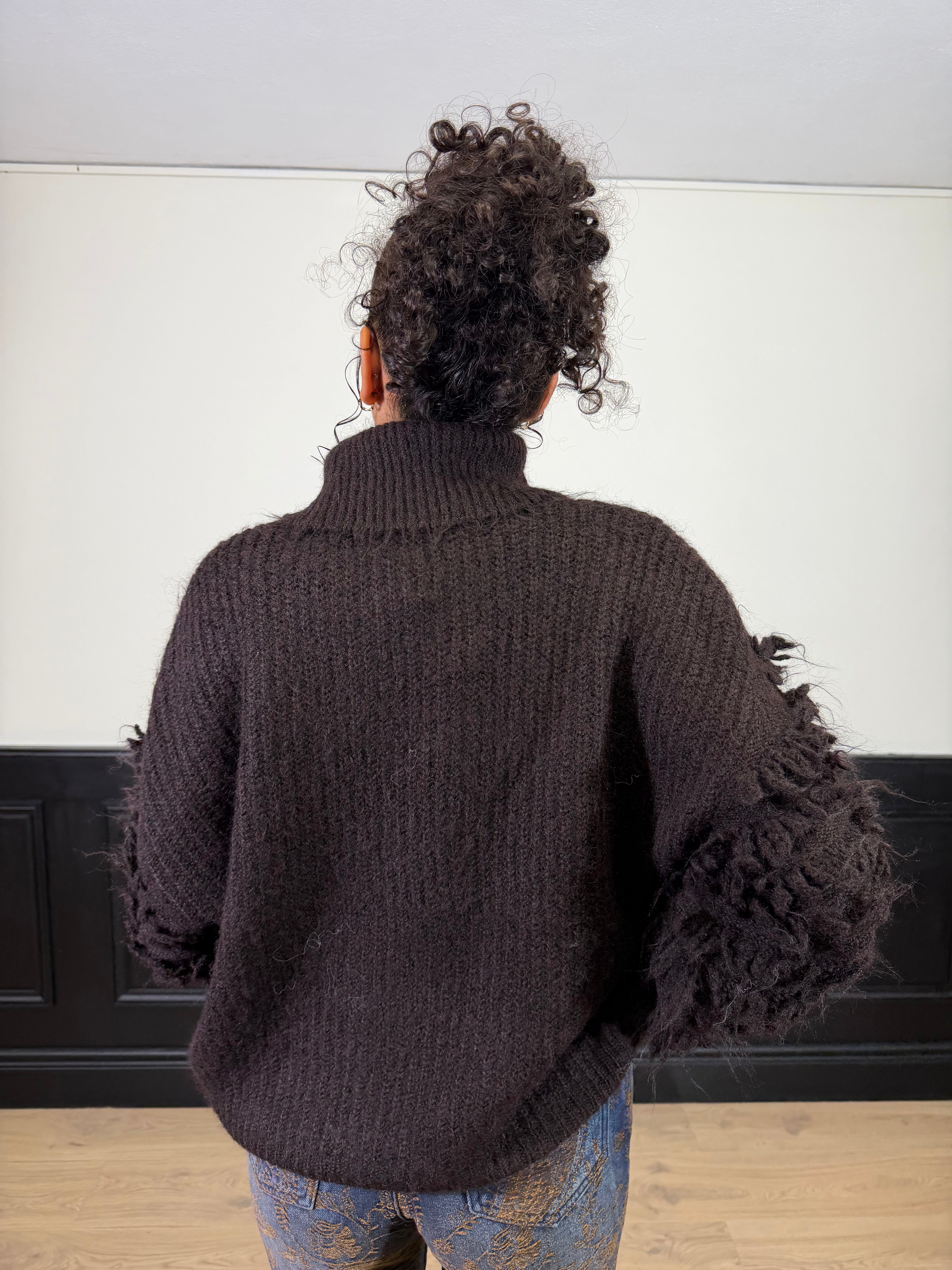 Maglione con maniche ampie