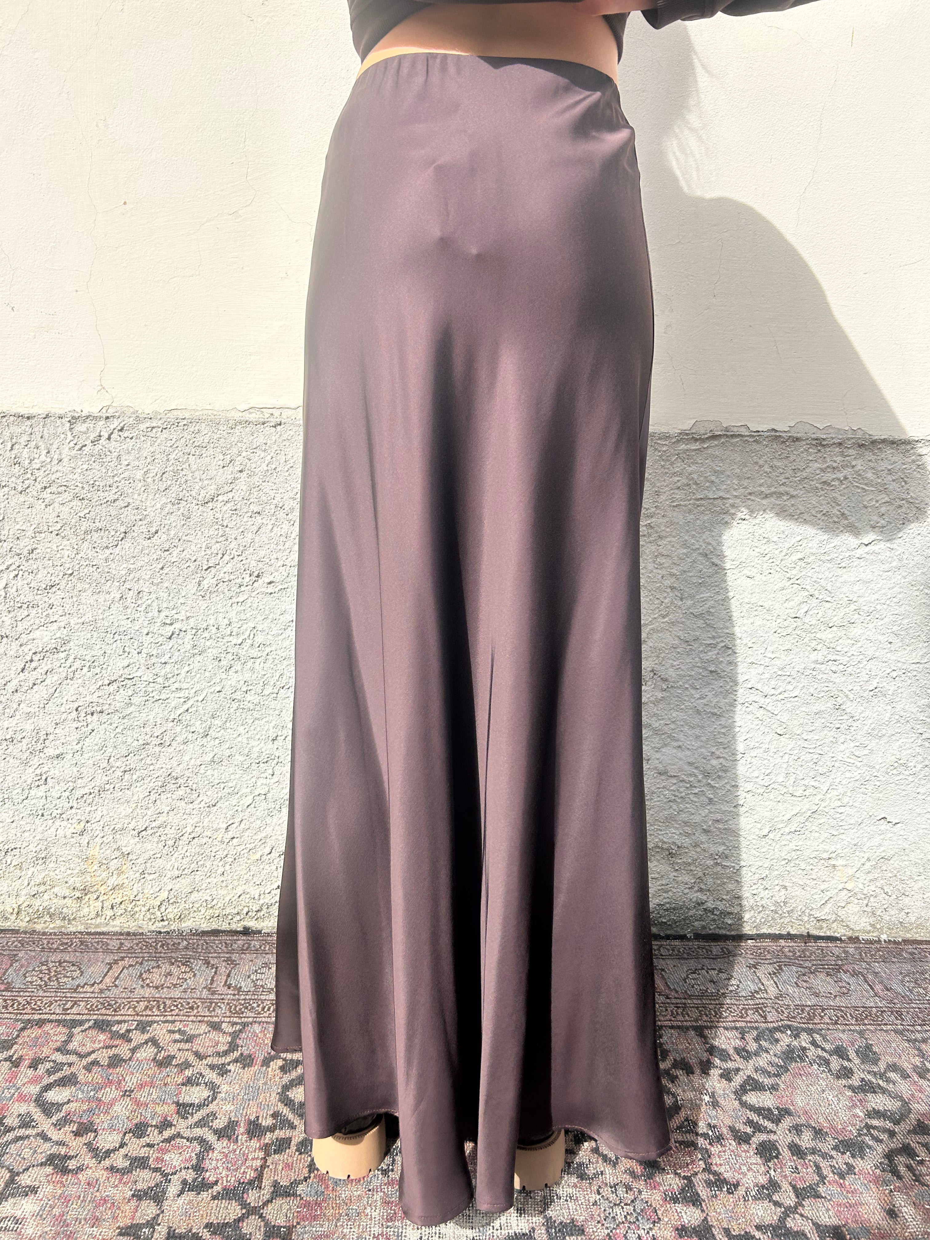 Gonna lunga in similraso moro