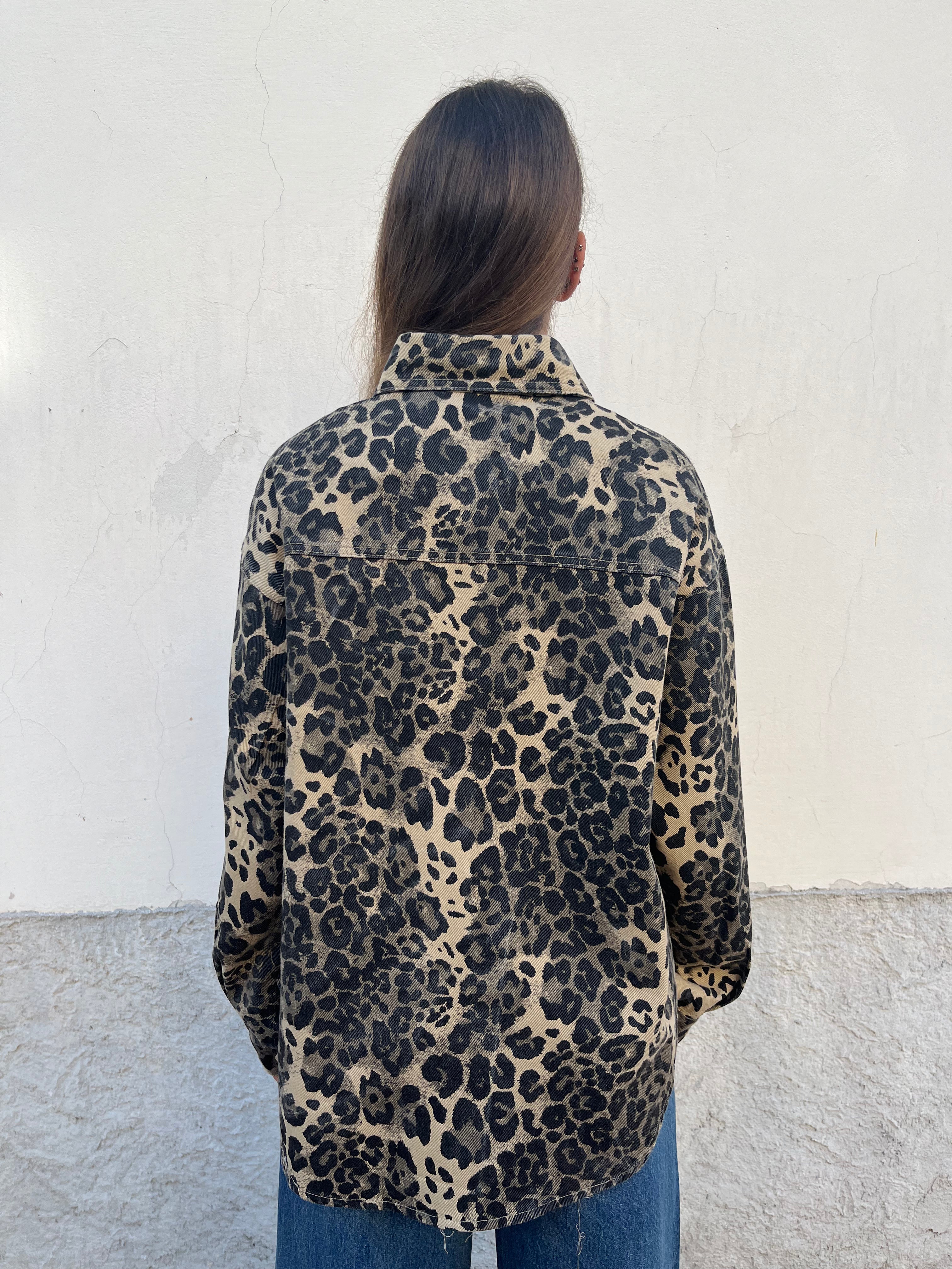 Giacca/camicia animalier con dettaglio strass