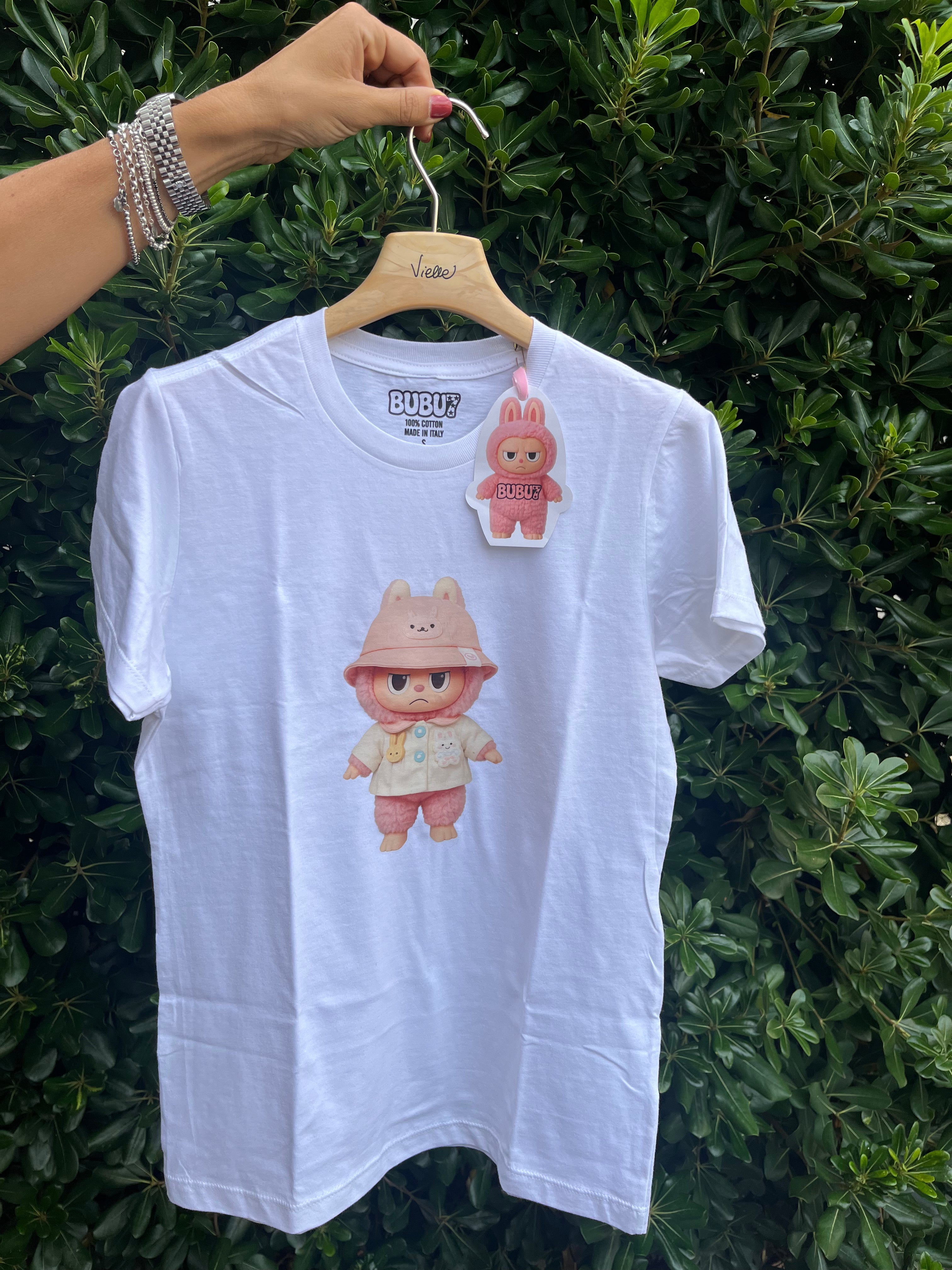T-shirt labubu pioggia