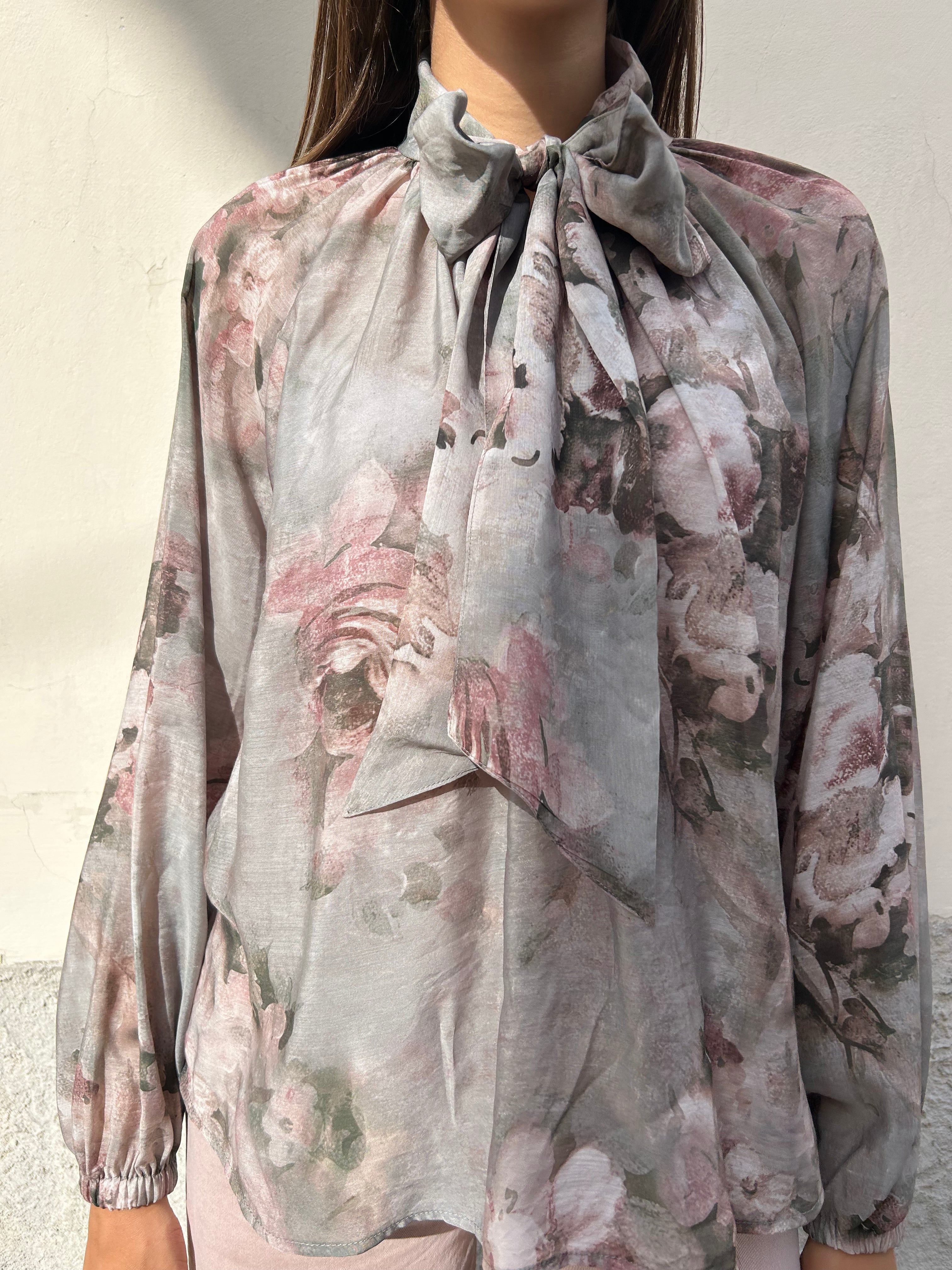 Camicia con fiocco stampa floreale