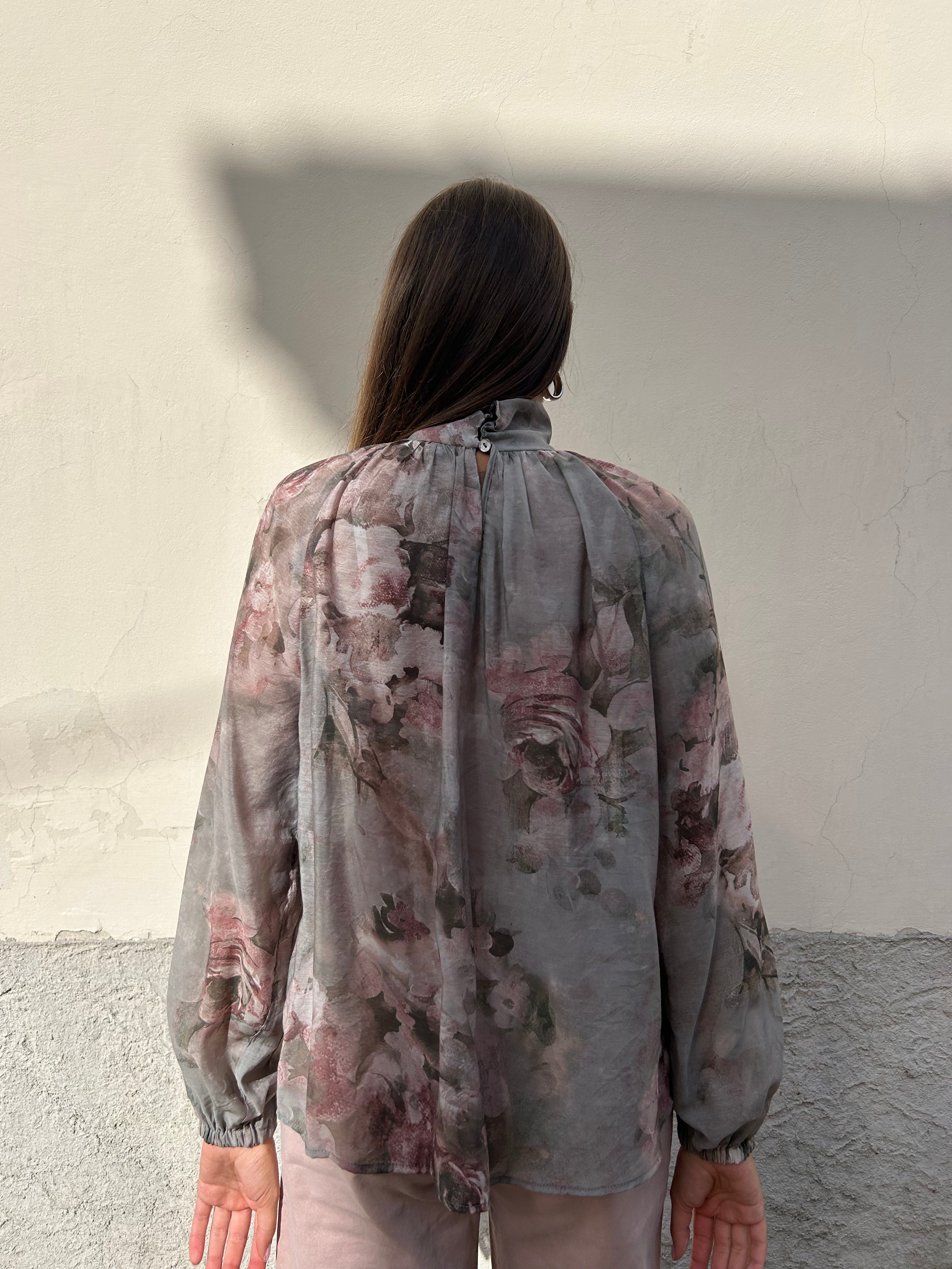 Camicia con fiocco stampa floreale
