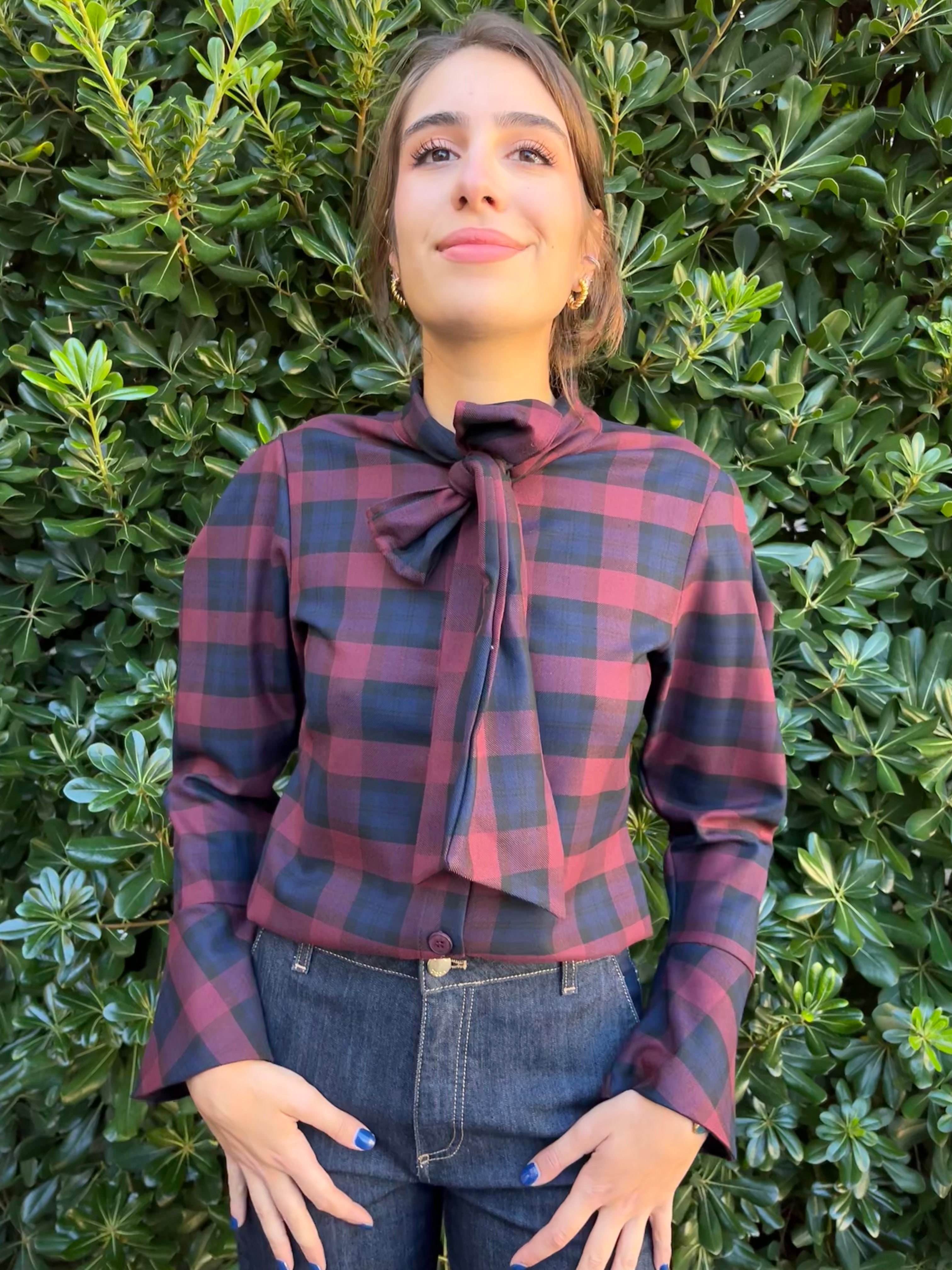 Camicia a quadri con fiocco blu/bordeaux