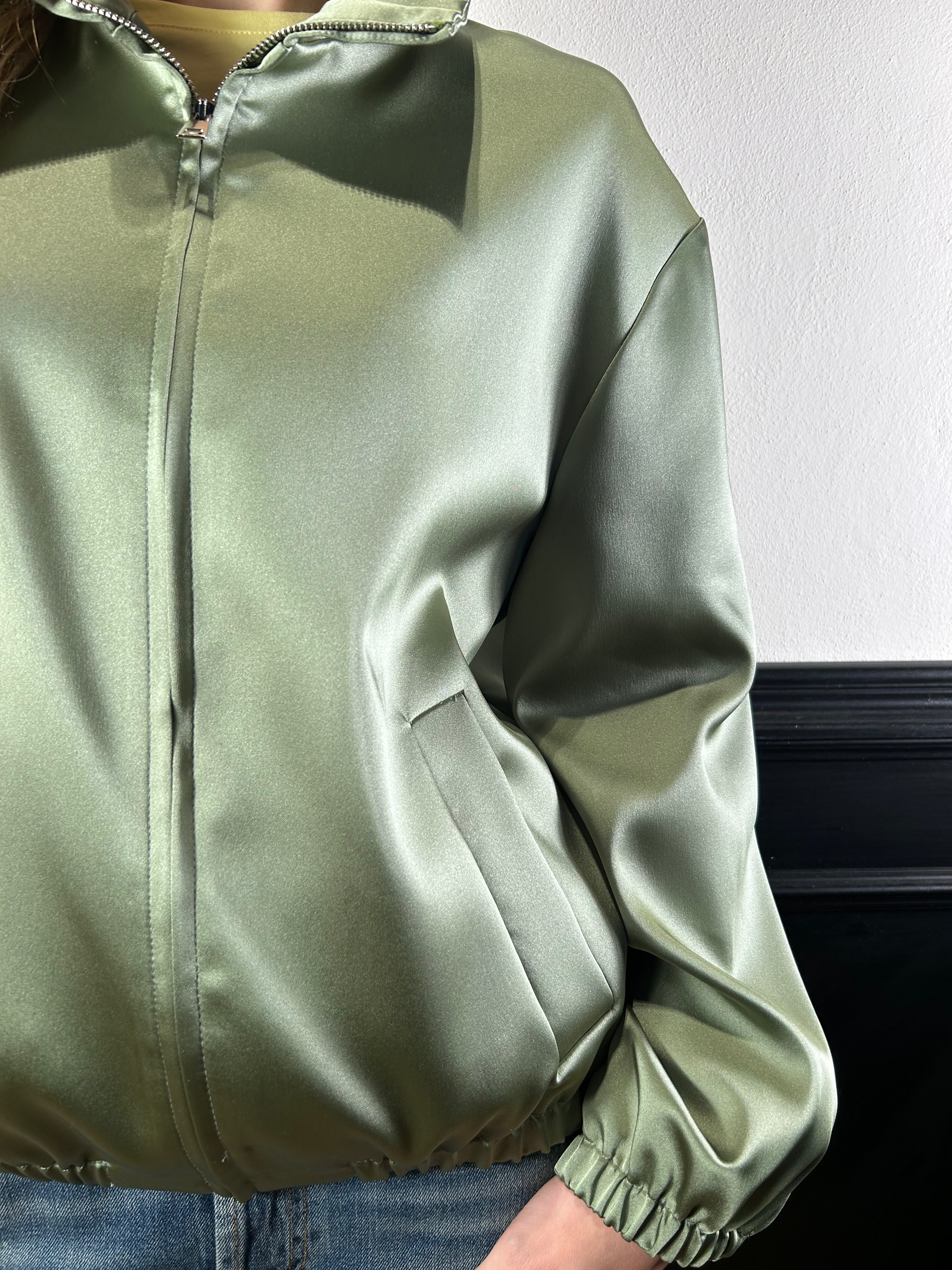 Bomber con colletto verde militare