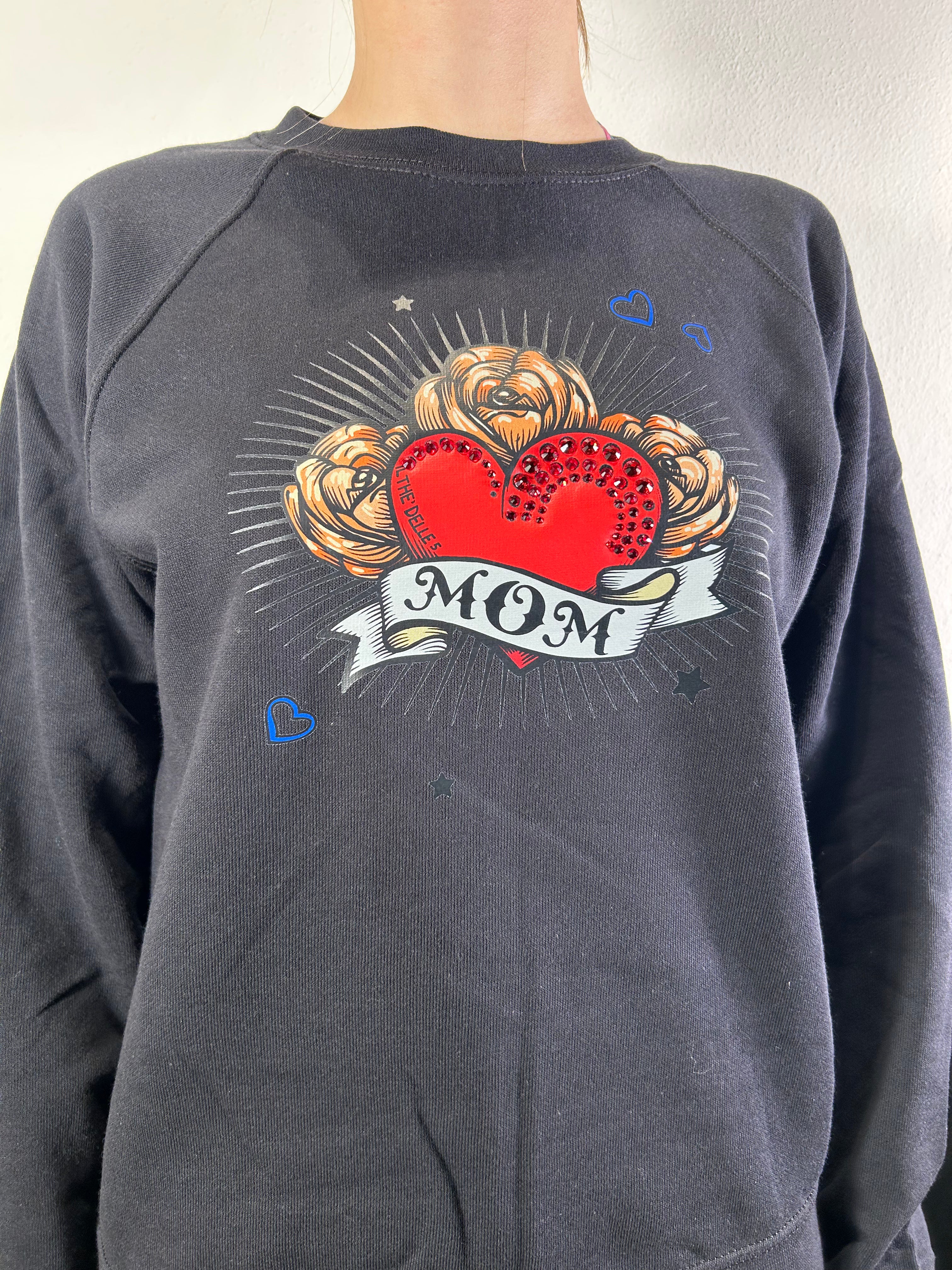 Felpa nera stampa cuore