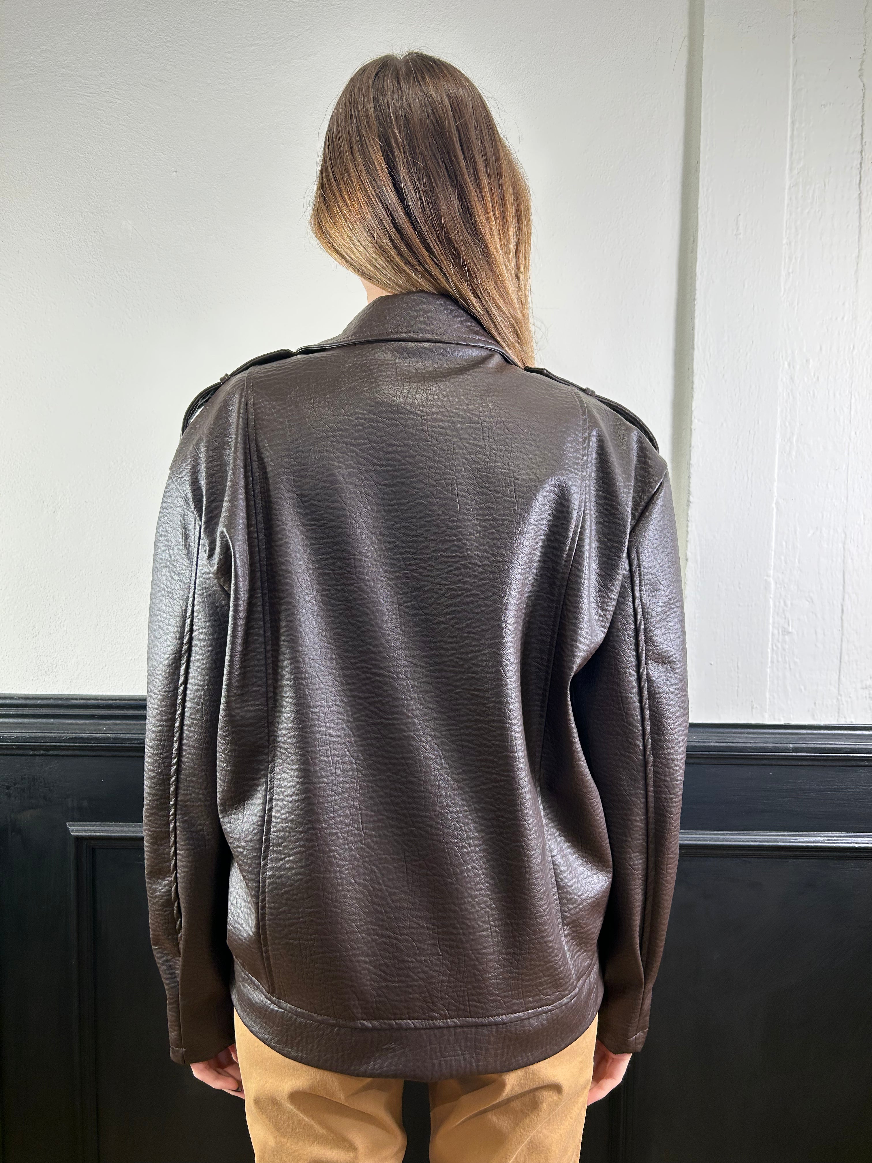 Chiodo in ecopelle oversize