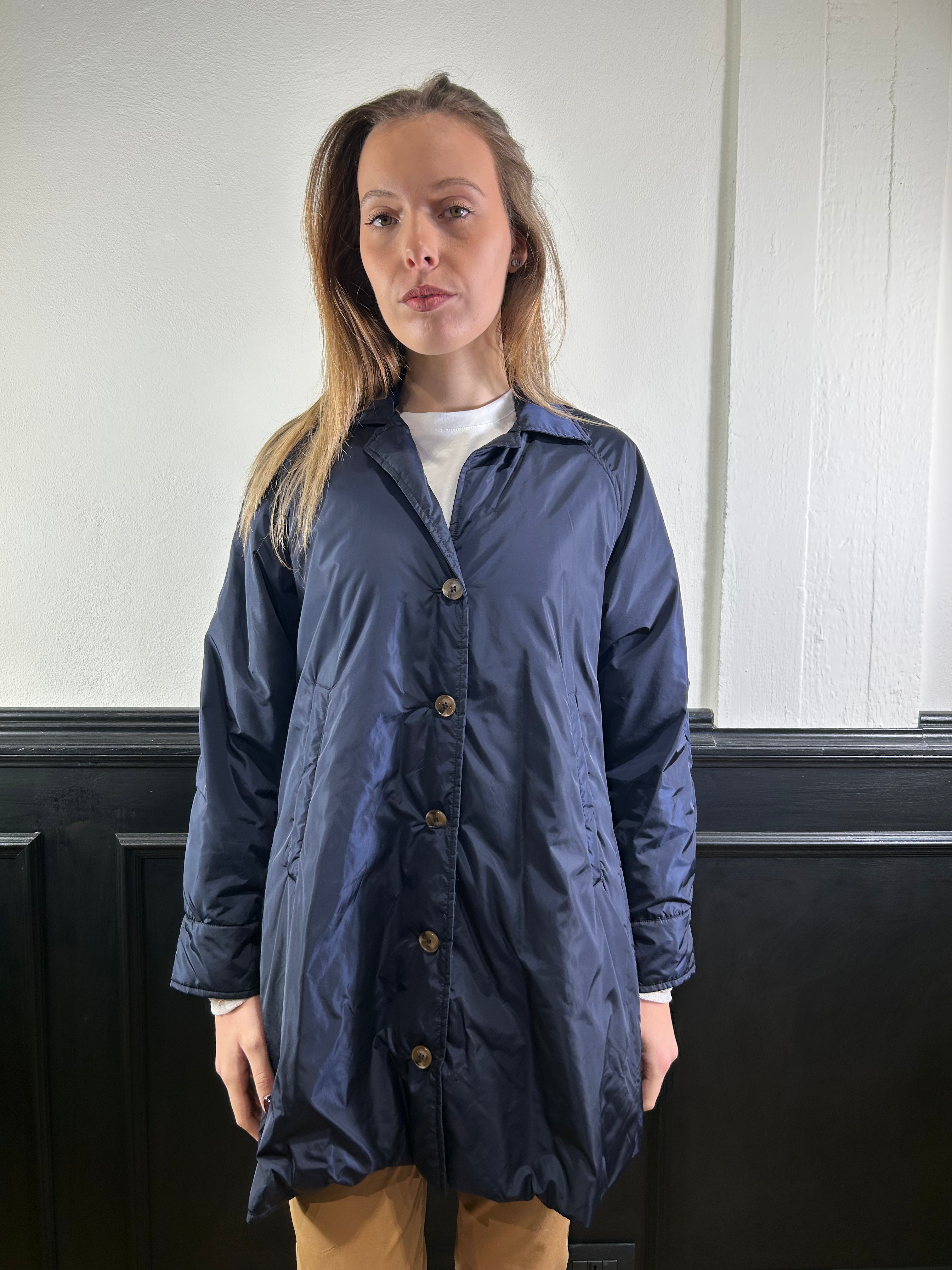 Trench svasato imbottito blu