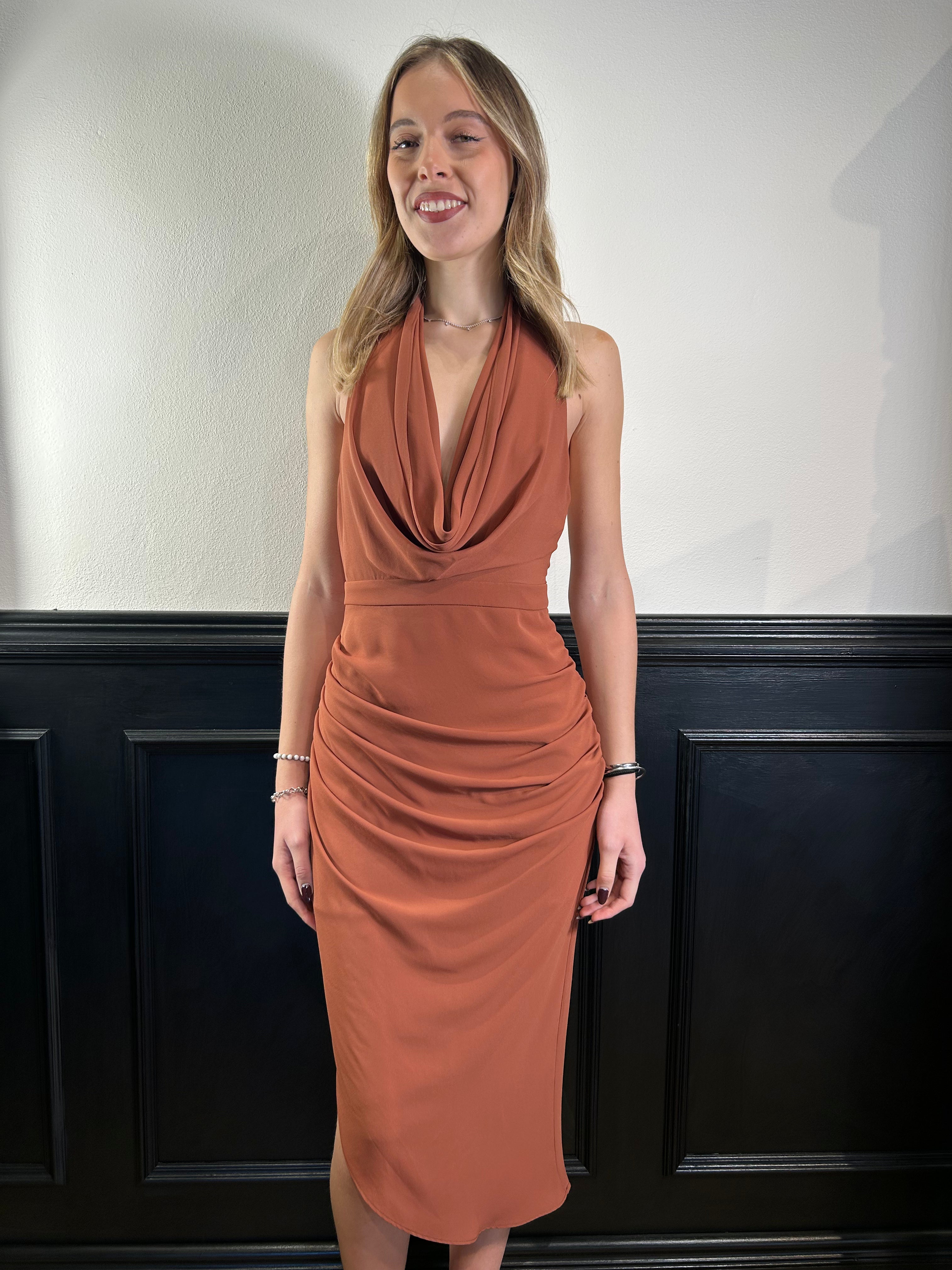 Abito Isabea longuette con scollo profondo